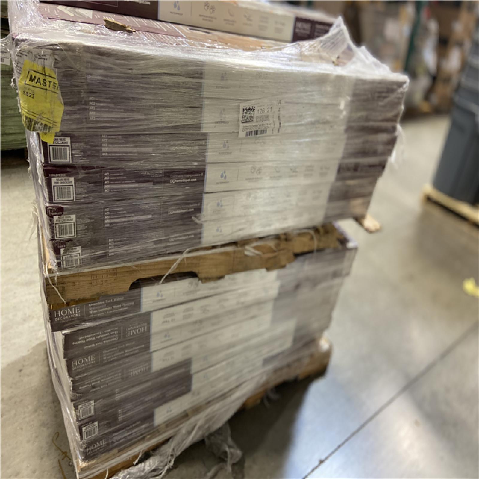 DALLAS LOCATION - Home Decorators Collection Chamblee Tuck Walnut 12 mm T x 8.03 in. W Waterproof Laminate Wood Flooring (15.9 sqft/case) - 40 UNITS