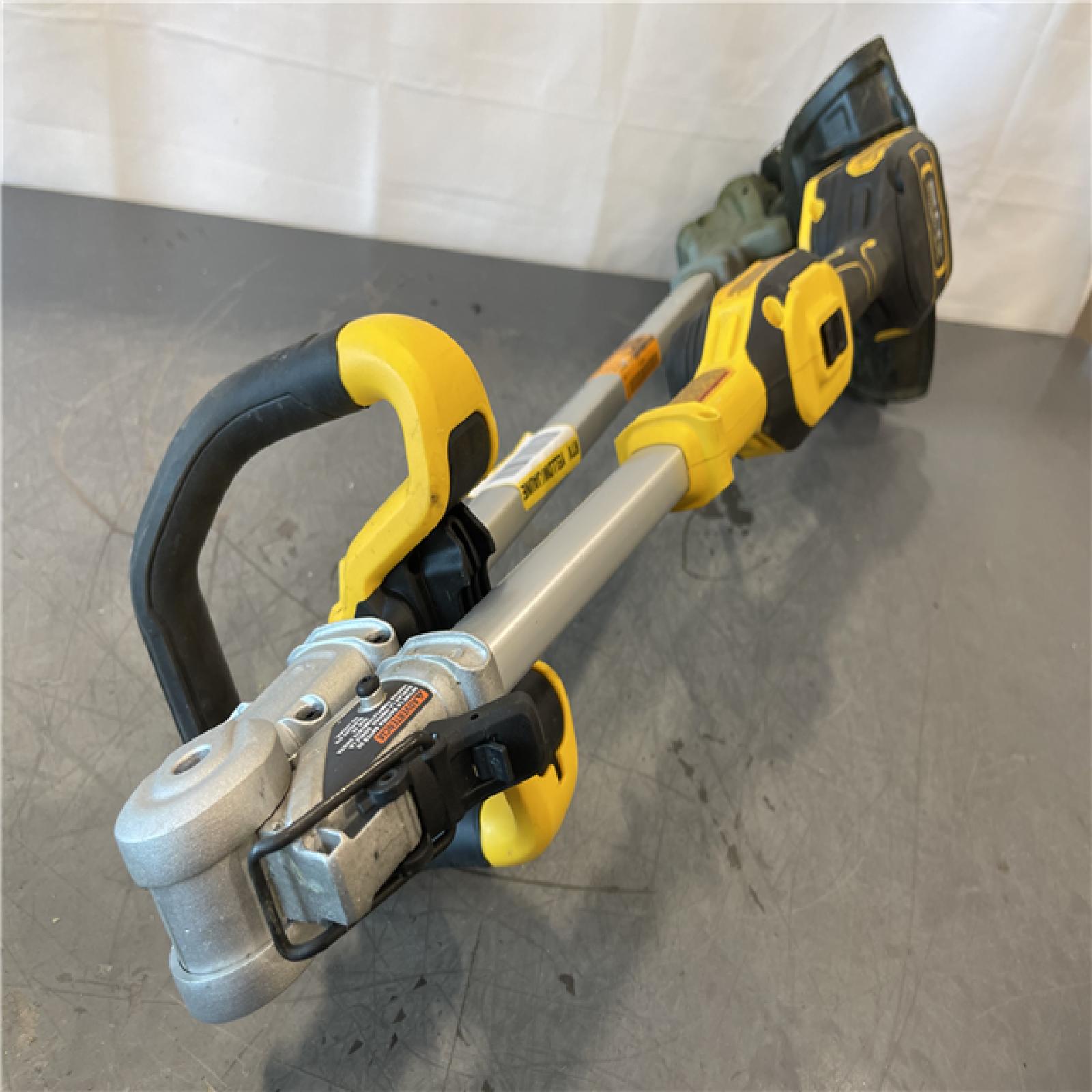 AS-IS - DEWALT 20V MAX 14 in. Brushless Cordless Battery Powered Foldable String Trimmer (Tool Only)