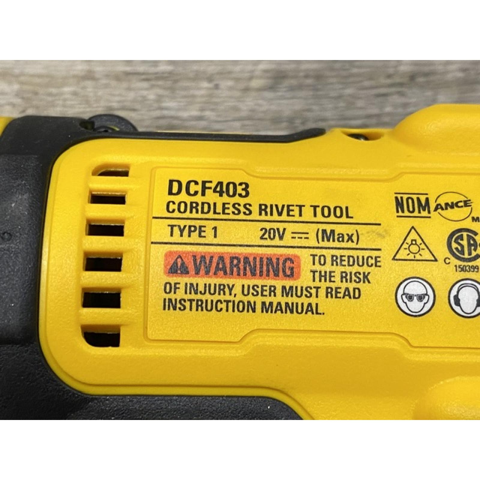 AS-IS DEWALT 20-Volt MAX Cordless 3/16 in. Rivet Tool (Tool-Only)