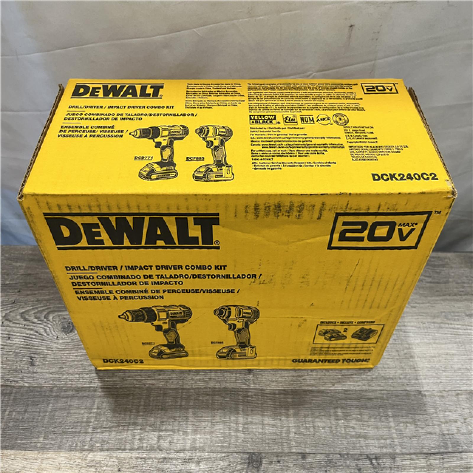NEW - DEWALT 20V MAX Cordless Drill/Impact 2 Tool Combo Kit