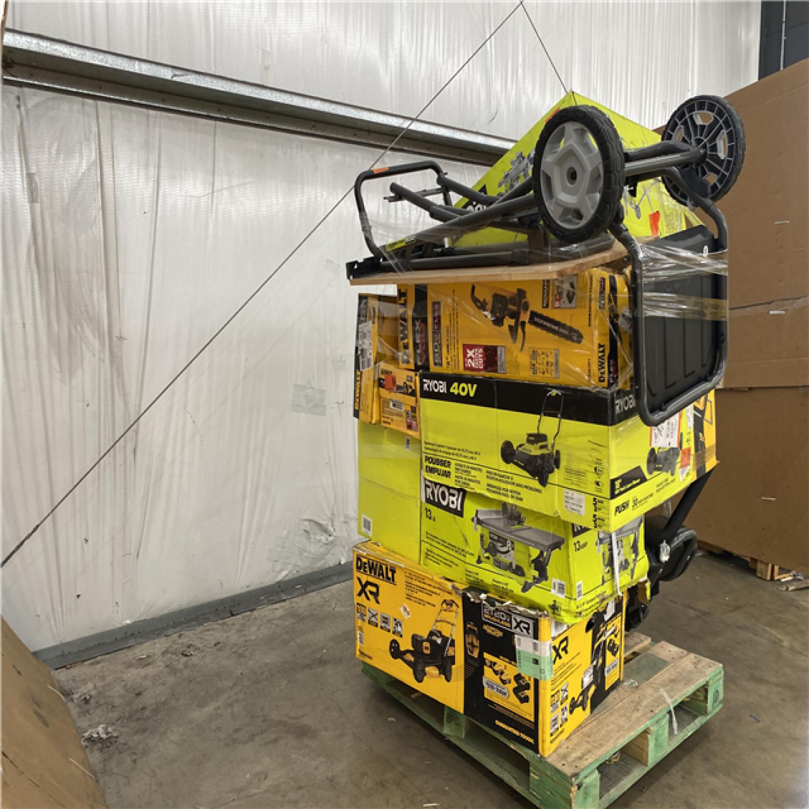 Houston Location AS IS - Tool Pallet