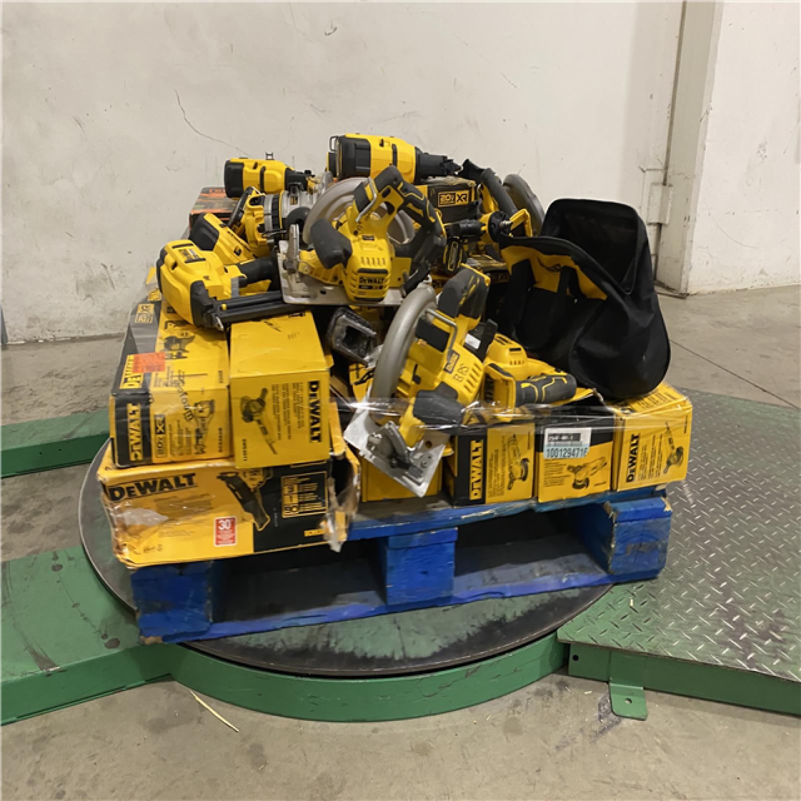 Dallas Location - As-Is DEWALT Tool Pallet