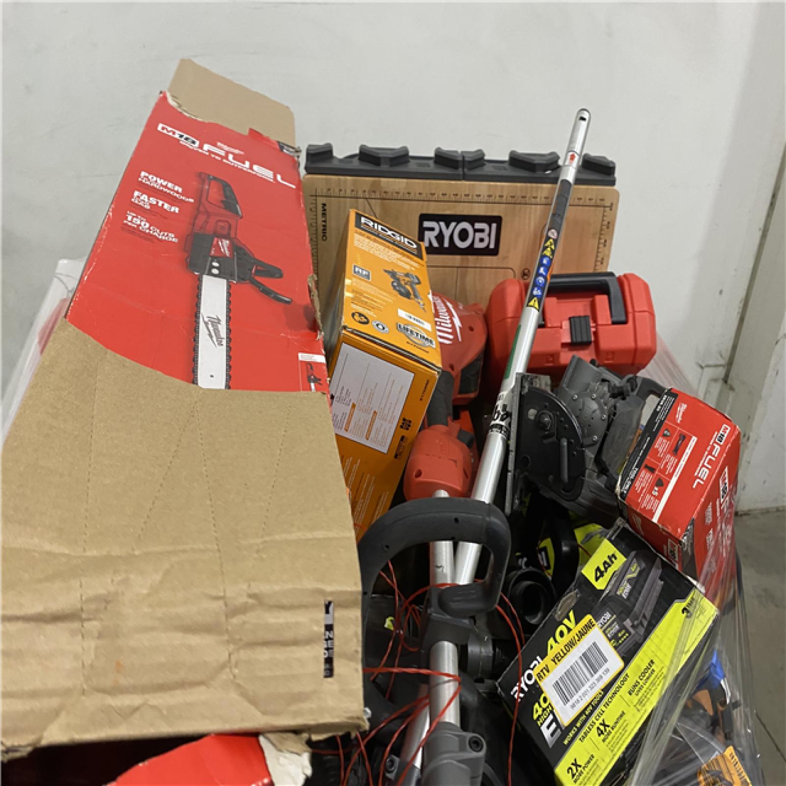 Dallas Location - As-Is Tool Pallet