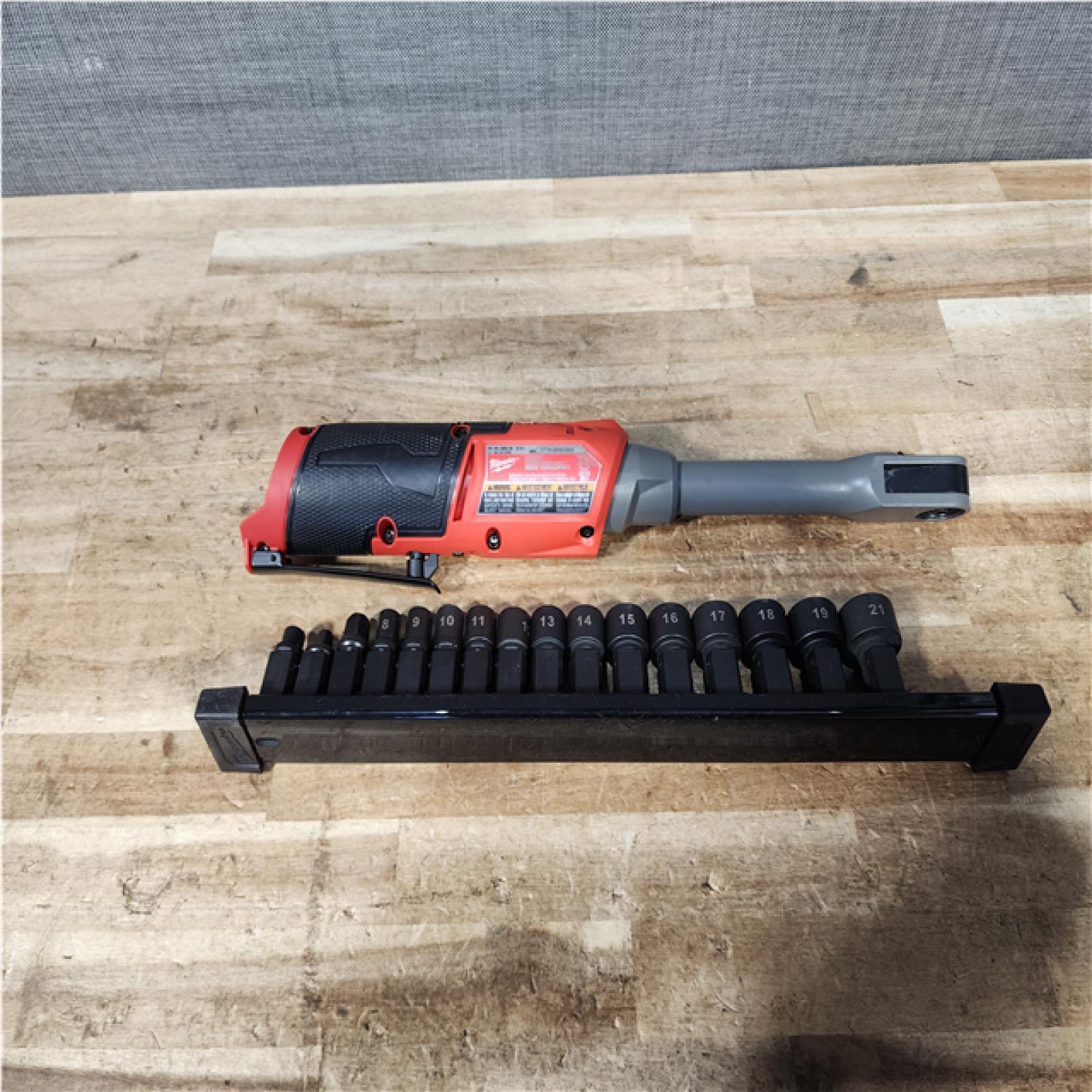 Houston Location AS-IS Milwaukee FUEL 12V Lithium-Ion Brushless Cordless 1/4 in - 3/8 in Extended Ratchet (Tool-Only)