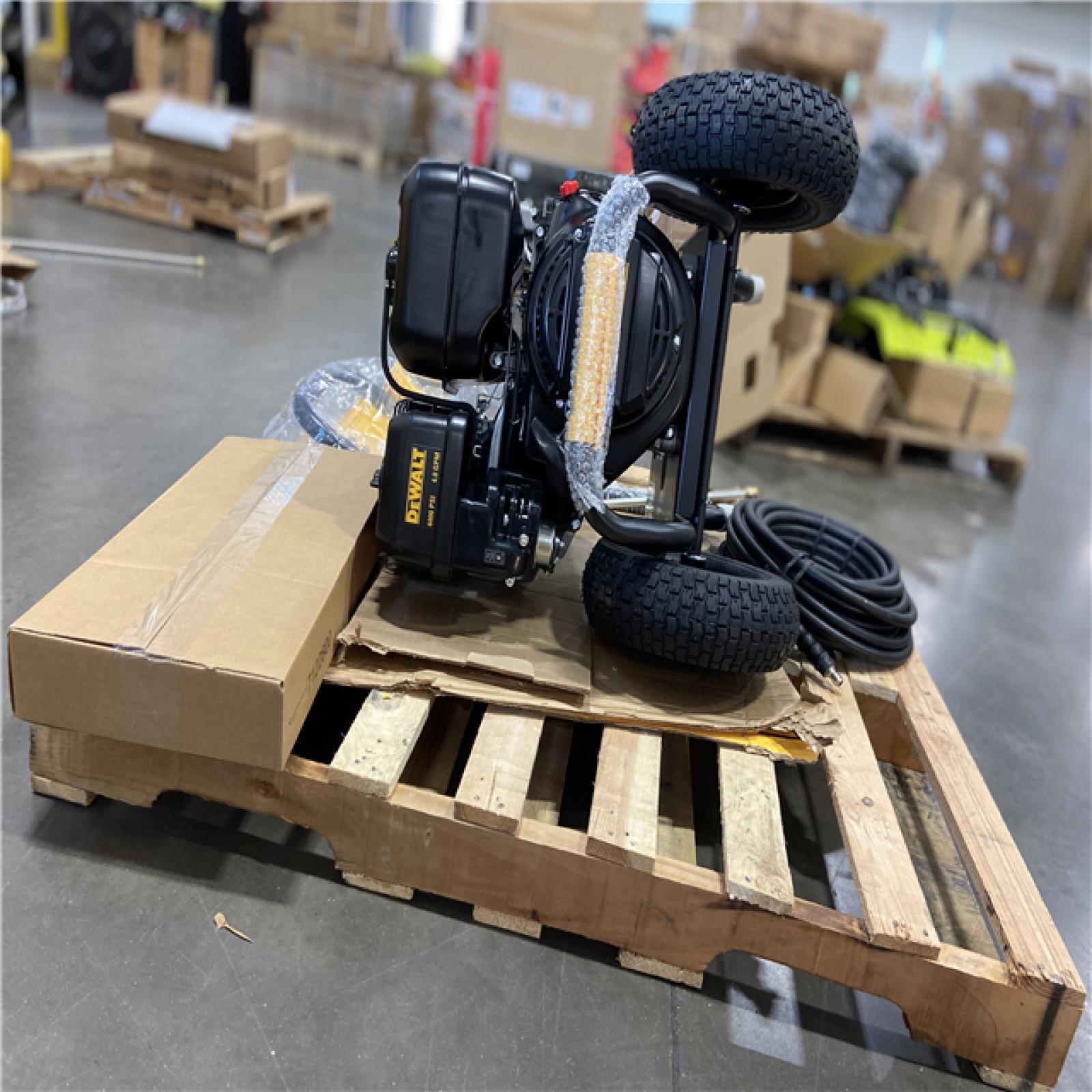 DALLAS LOCATION - DEWALT 4400 PSI 4.0 GPM Cold Water Gas Pressure Washer