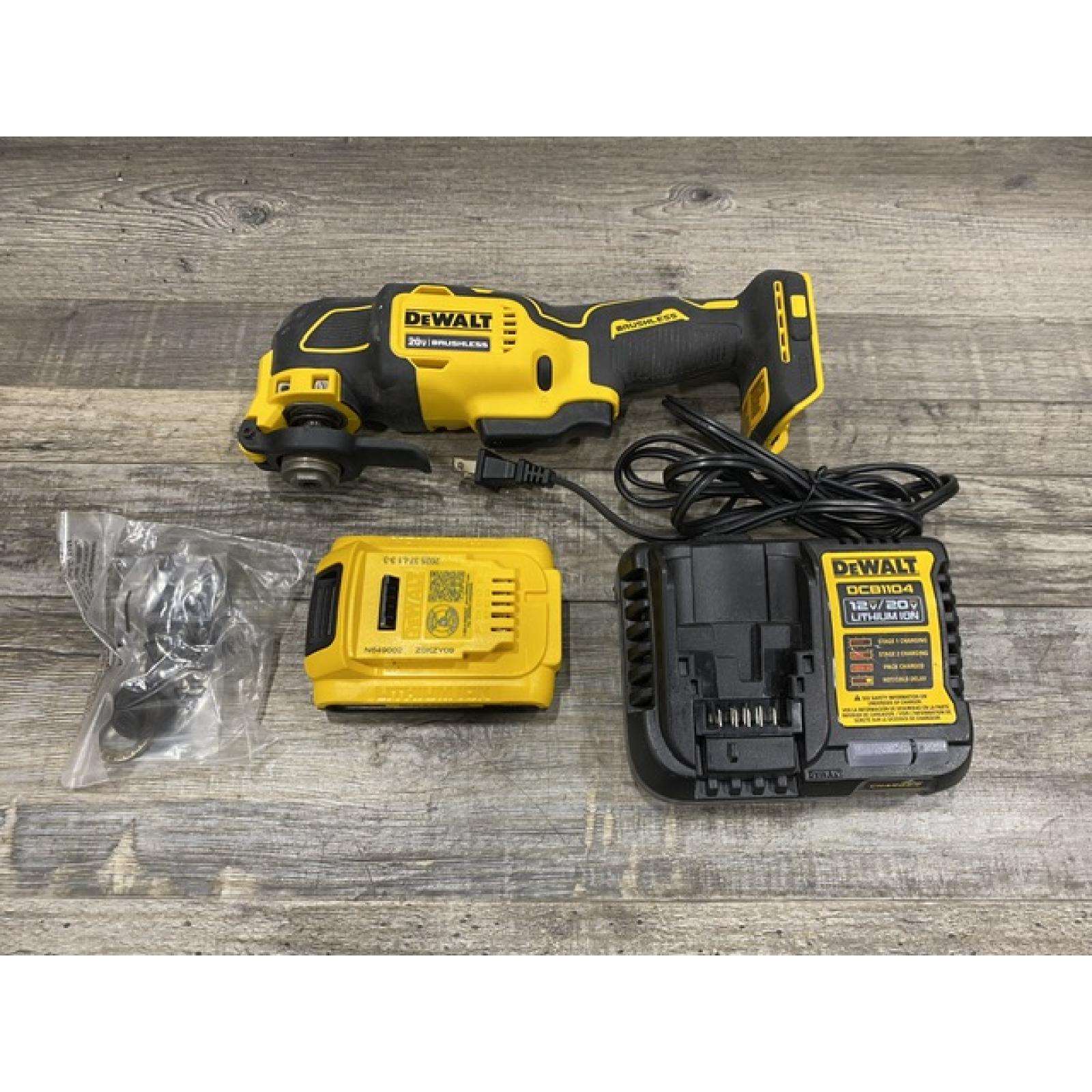 AS-IS DEWALT ATOMIC 20V MAX Cordless Brushless Oscillating Multi Tool Kit
