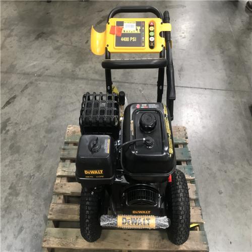 California LIKE-NEW DEWALT 4400 PSI 4.0 GPM Gas Cold Water Pressure Washer with 420cc Engine