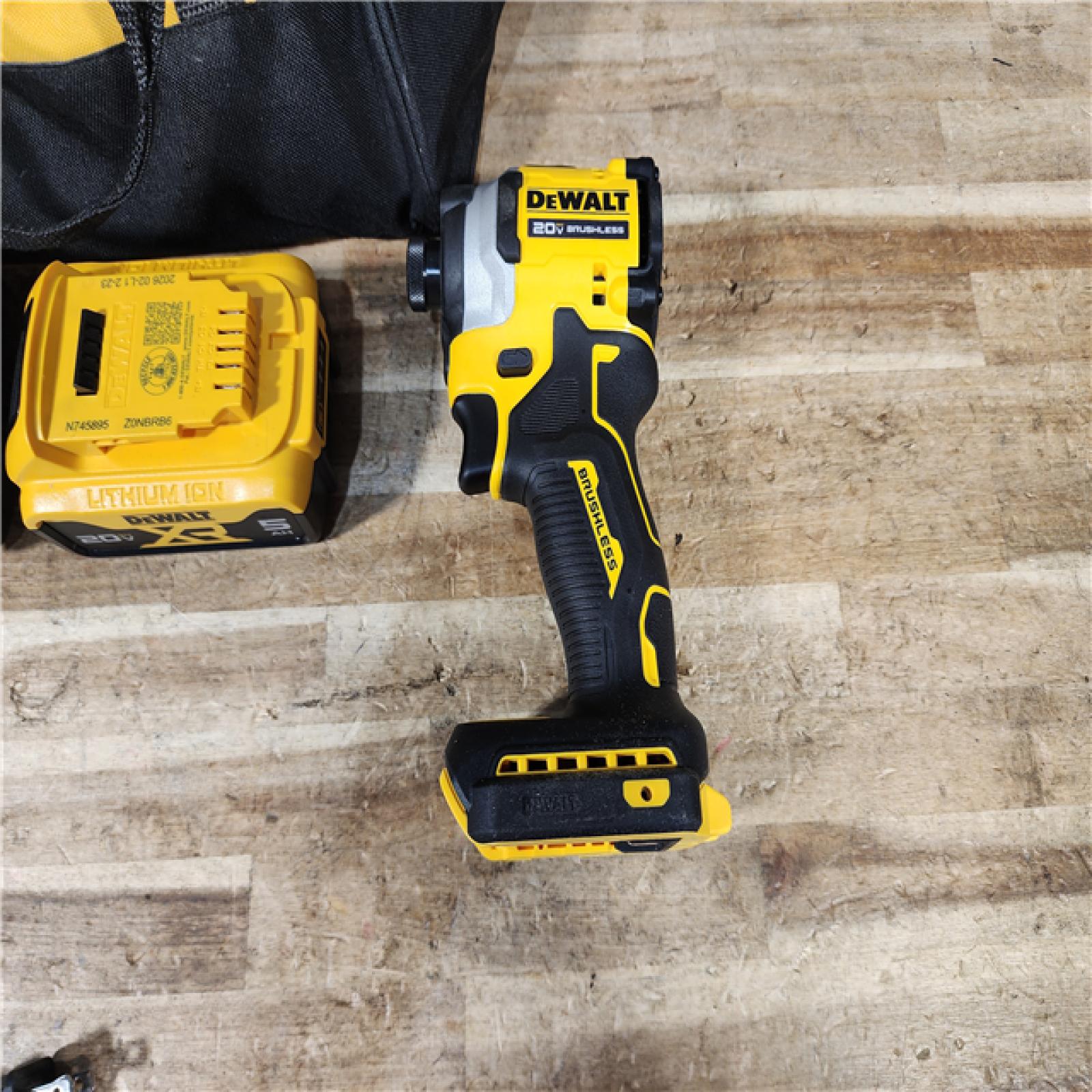 HOUSTON LOCATION - AS - IS DEWALT ATOMIC 20V MAX Lithium-Ion Cordless 1/4 in. Brushless Impact Driver Kit