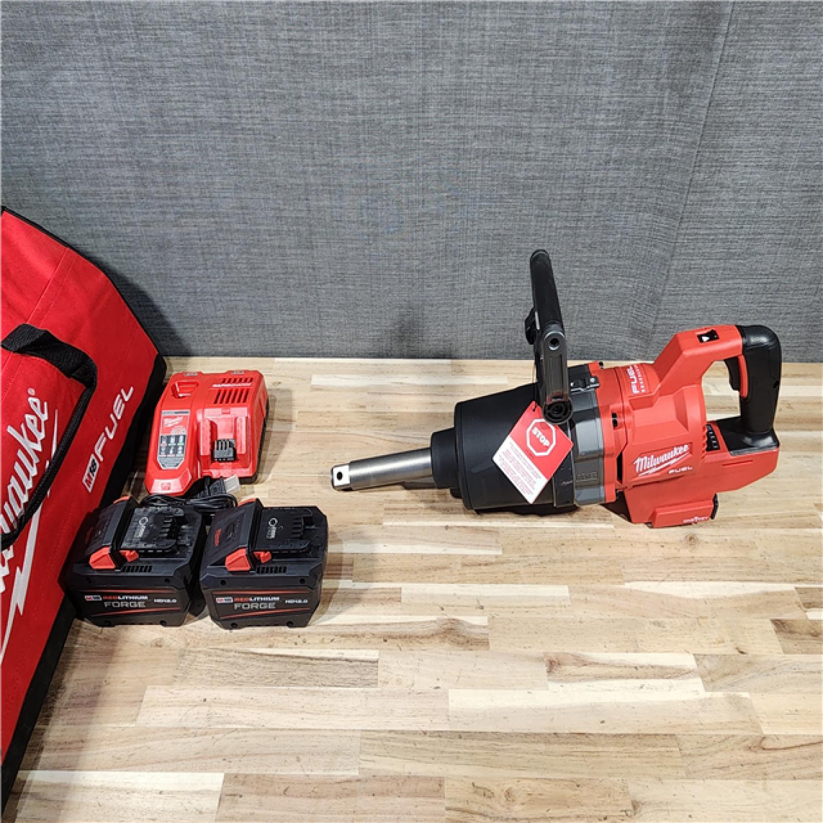 HOUSTON LOCATION - AS-IS (APPEARS LIKE NEW) Milwaukee FUEL 18V Lithium-Ion Brushless Cordless 1 in. Impact Wrench Extended Reach D-Handle Kit