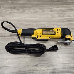 LIKE NEW! - DeWalt 3 Amps Corded Oscillating Multi-Tool Kit