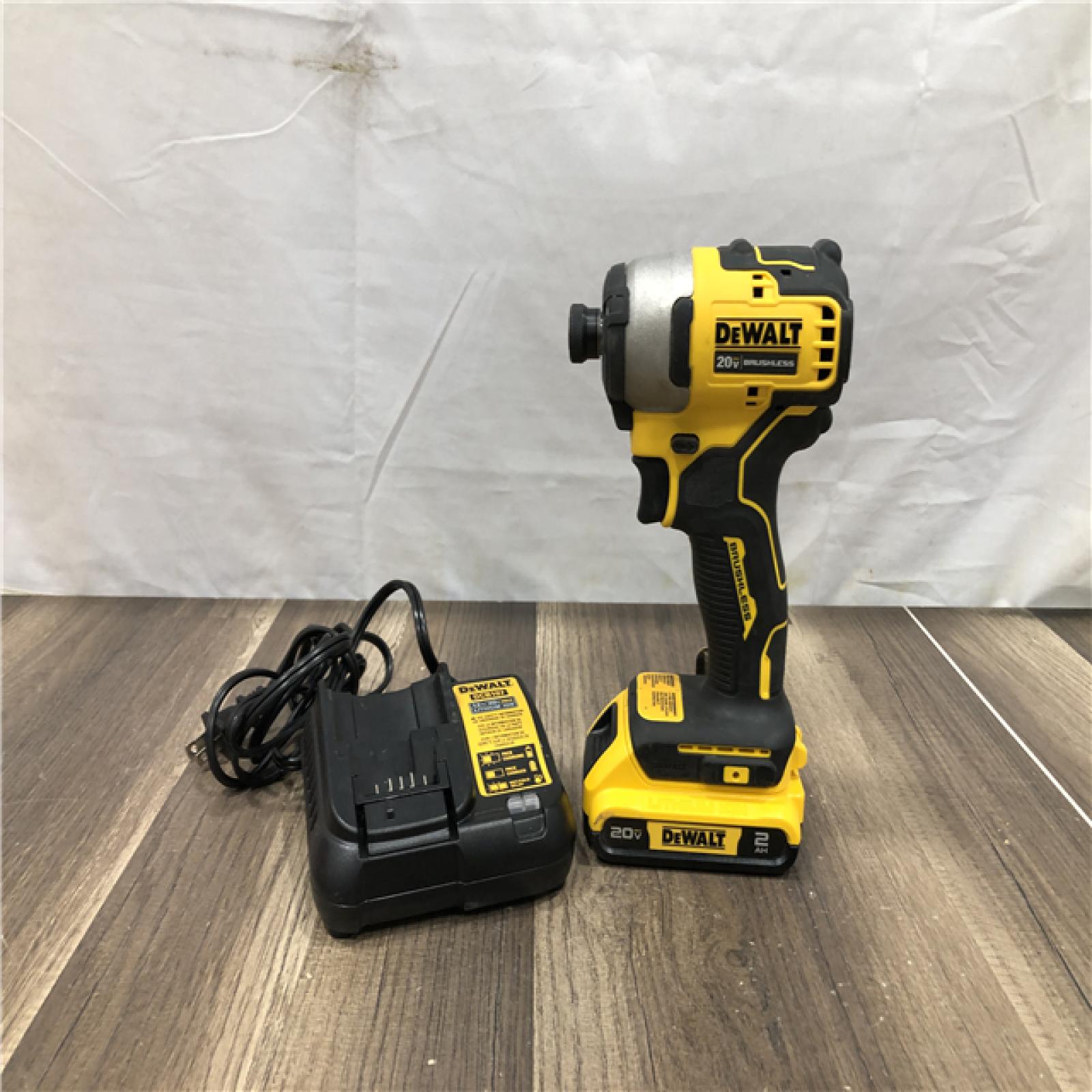 AS-IS DEWALT Atomic 20V Max Lithium-Ion Brushless Cordless Compact 1/4 in. Impact Driver Kit