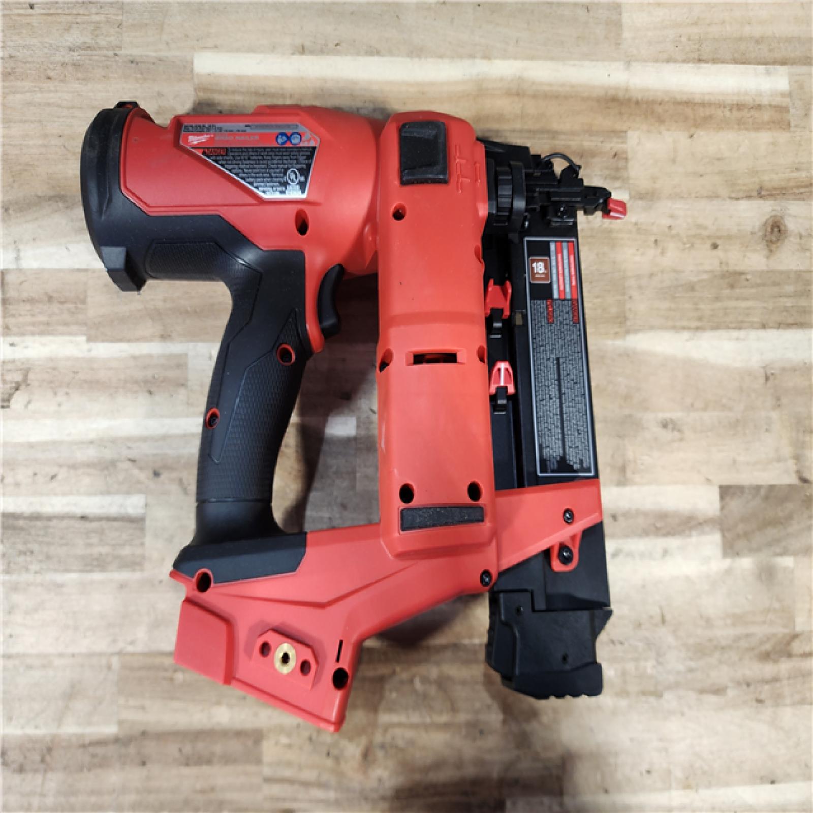 HOUSTON LOCATION - AS-IS (APPEARS LIKE NEW) Milwaukee  FUEL 18-Volt Lithium-Ion Brushless Cordless Gen II 18-Gauge Brad Nailer (Tool-Only)