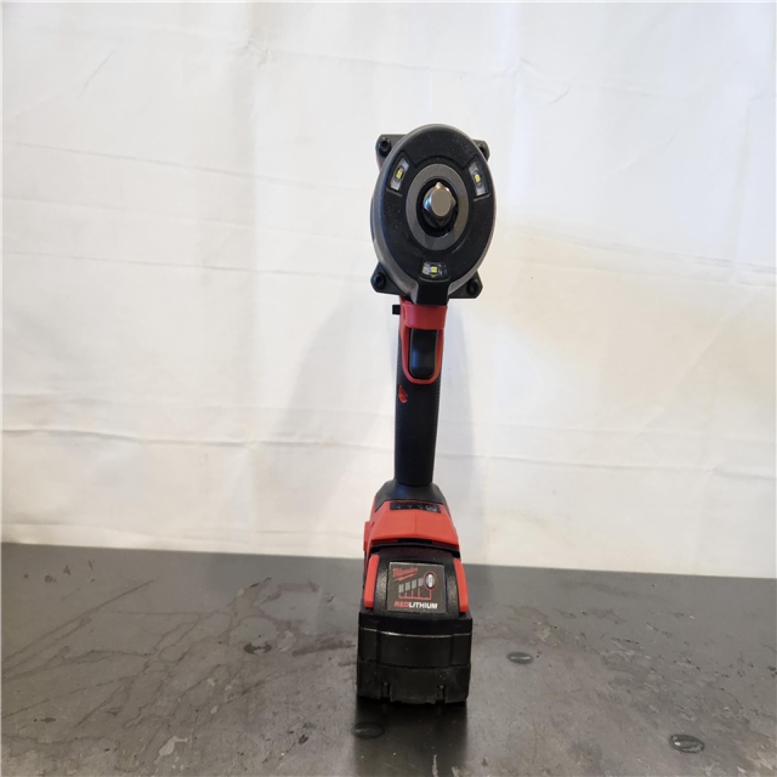 AS-IS- Milwaukee 1/2  Impact Wrench 5Ah Battery  Charger