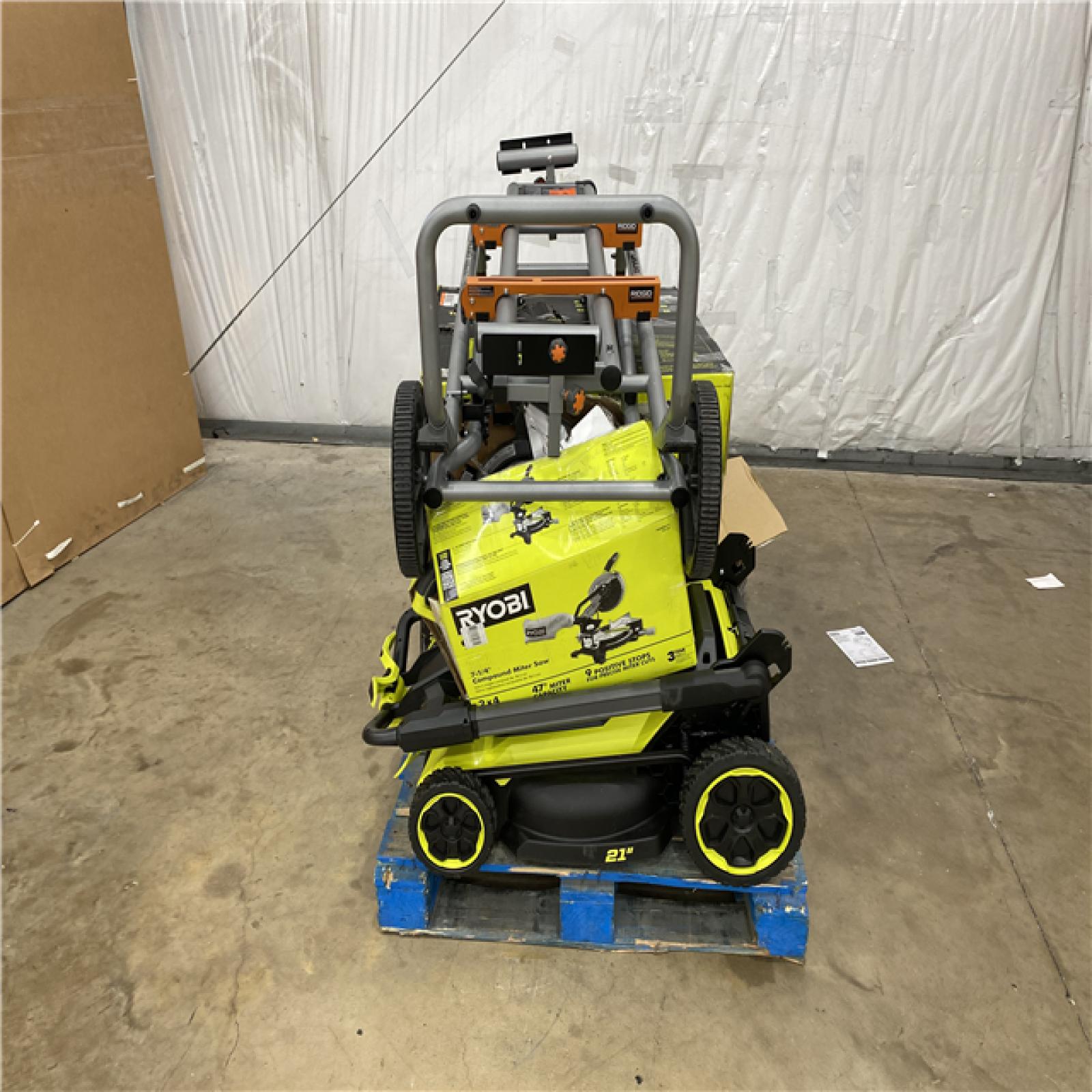 Houston Location AS IS - Tool Pallet