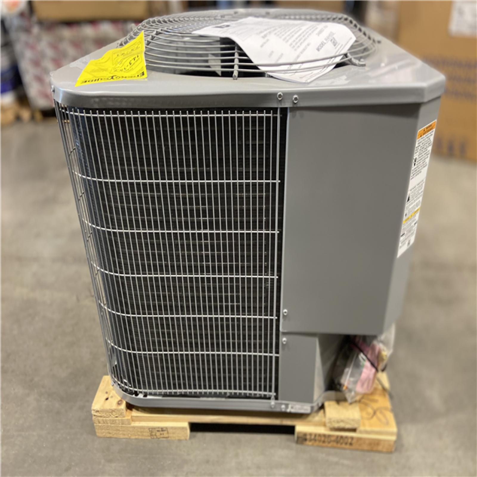 DALLAS LOCATION - Smartcomfort® by Carrier 2.5 Ton 14.3 Seer2 Heat Pump