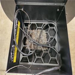 Phoenix Location Traeger Pro Series 22-Pellet Grill and Smoker in Bronze