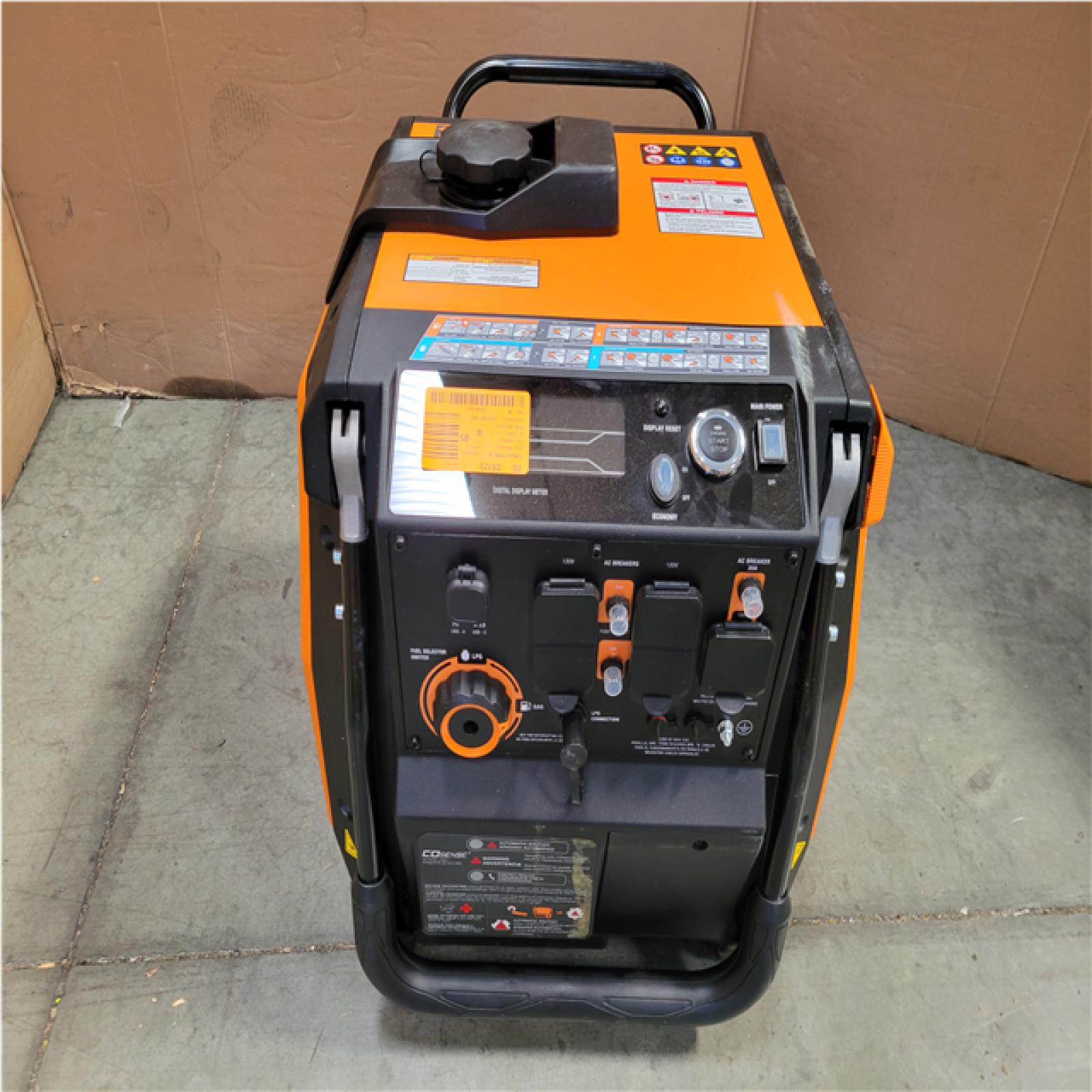 CALIFORNIA AS-IS GENERAC 5200 Peak Watts/3900 Running Watts Gas and Liquid Propane Dual Fuel Inverter Generator w/ Push Button Start