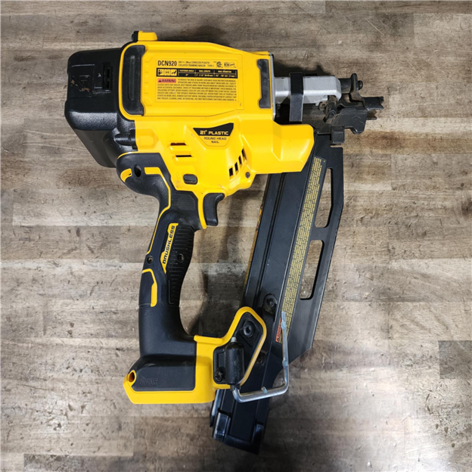 HOUSTON LOCATION - AS-IS DEWALT 20-Volt 21° Cordless Framing Nailer (Tool-Only)