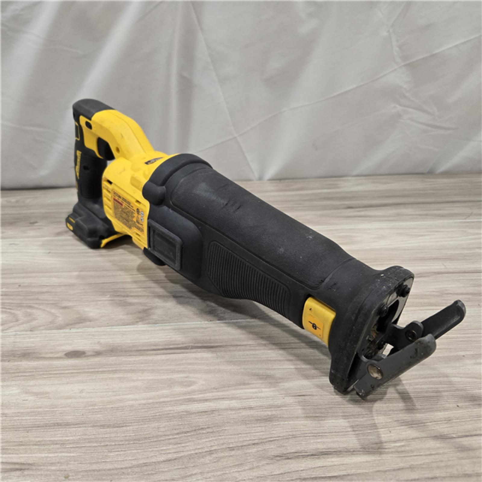 AS-IS DeWalt 20V MAX XR Cordless Reciprocating Saw (Tool-Only)