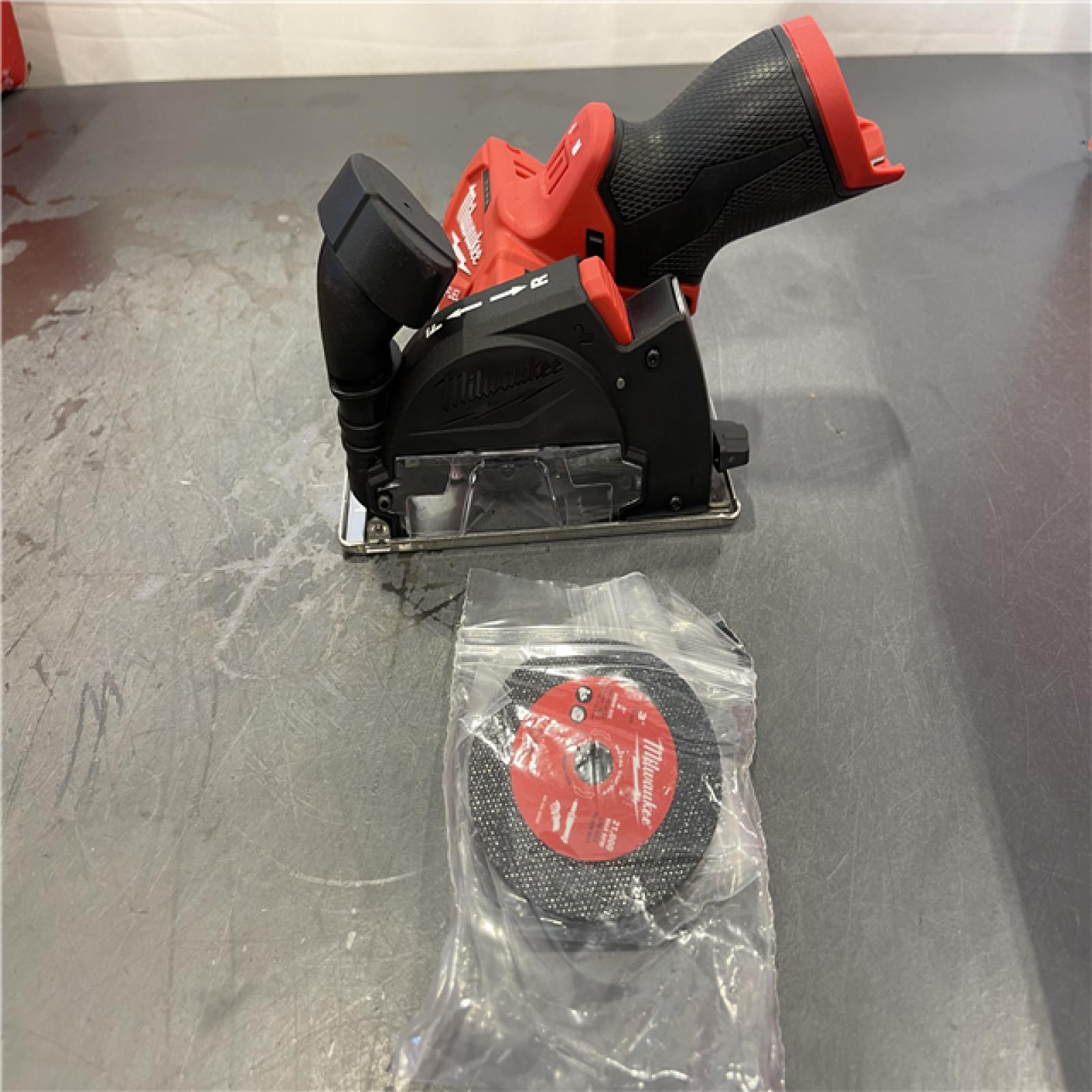 AS-IS - Milwaukee M12 FUEL 12V Lithium-Ion Brushless Cordless 3 in. Cut Off Saw