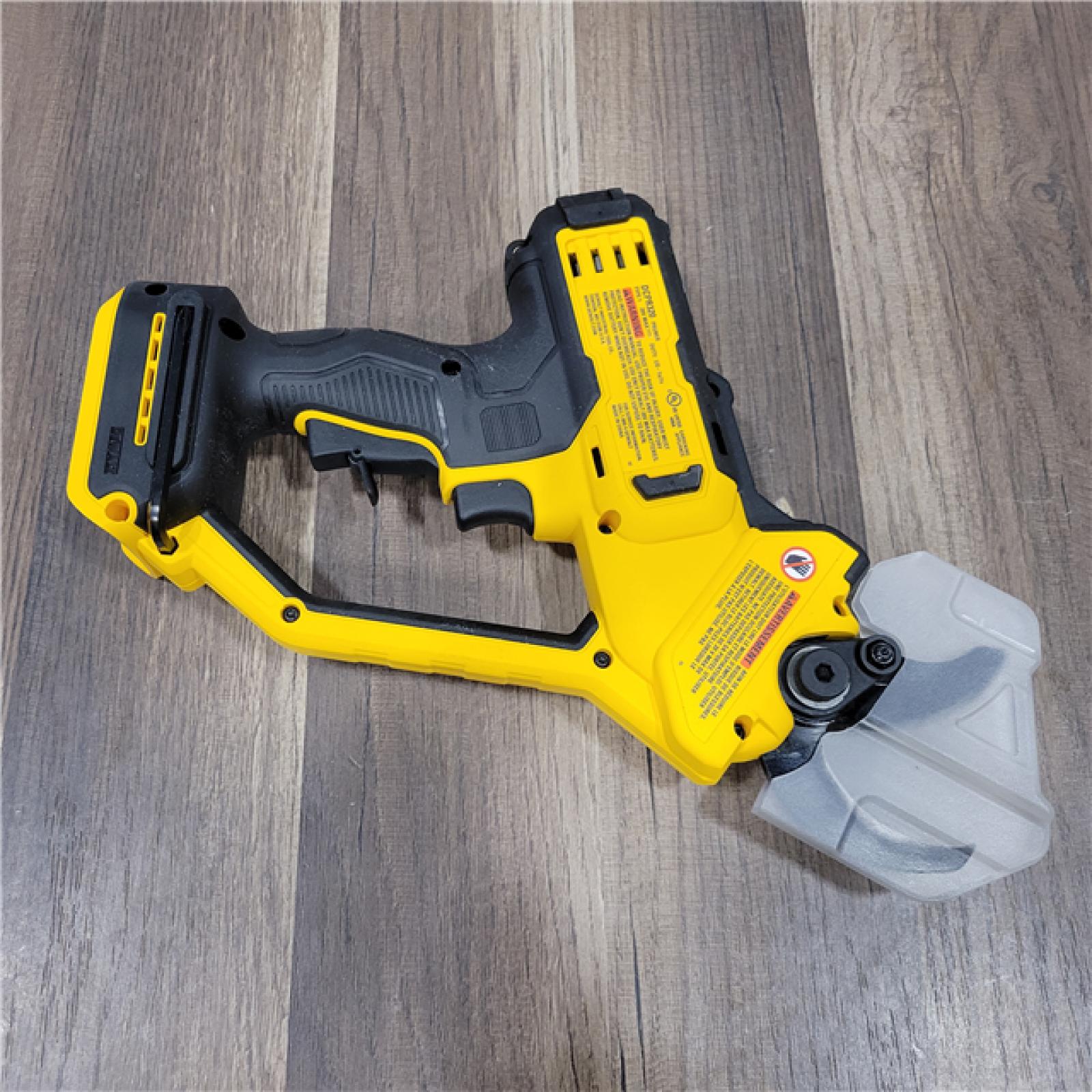 AS-IS  DEWALT Cordless Pruner