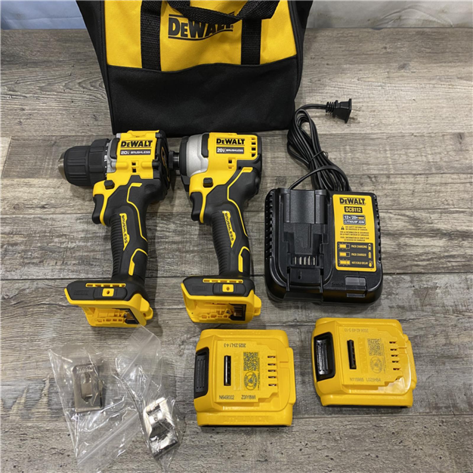 AS-IS DEWALT ATOMIC 20-Volt MAX Lithium-Ion Cordless Combo Kit