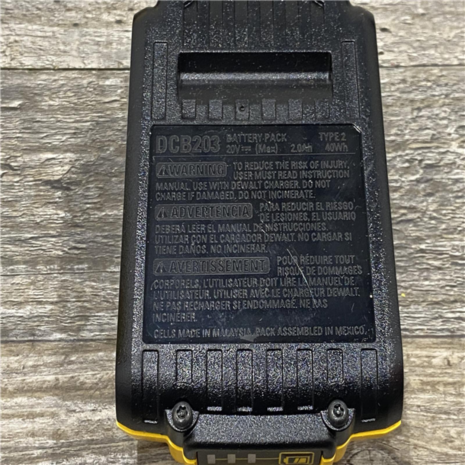 AS-IS DEWALT ATOMIC 20V MAX Lithium Ion Cordless 23 Gauge Pin Nailer Kit