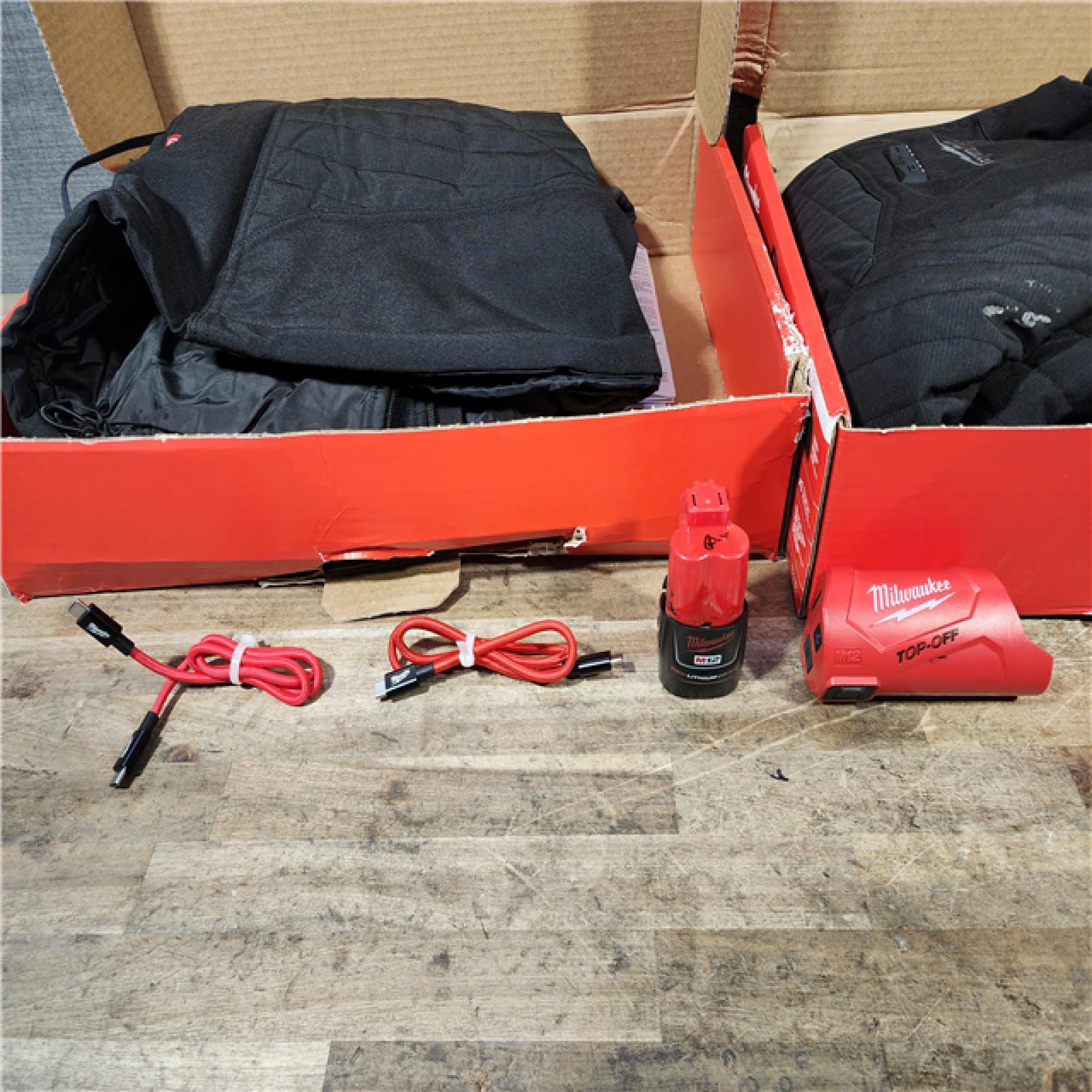 HOUSTON LOCATION - AS-IS MILWAUKEE 2 HEATED CLOTHING COMBO KIT