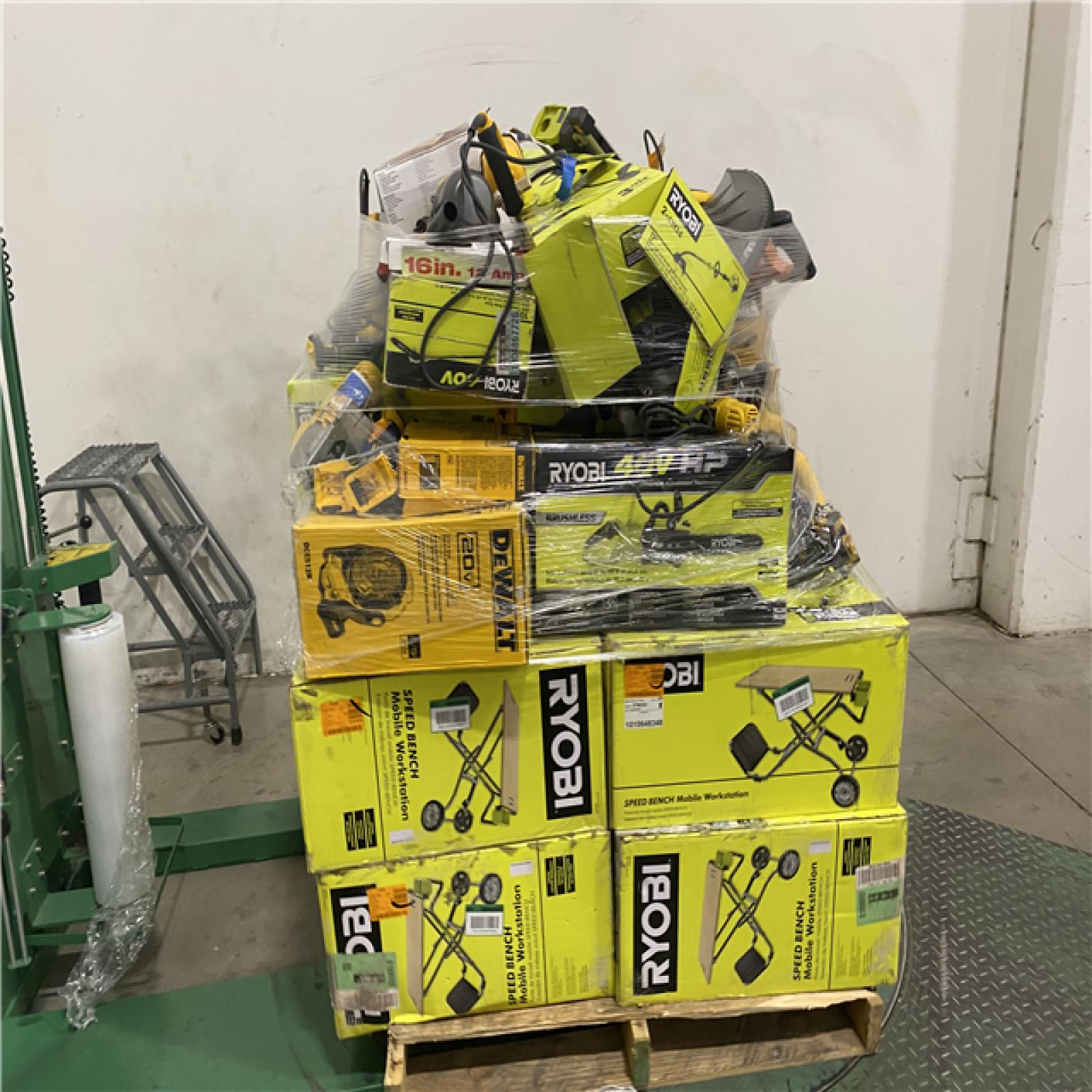 Dallas Location - As-Is Tool Pallet