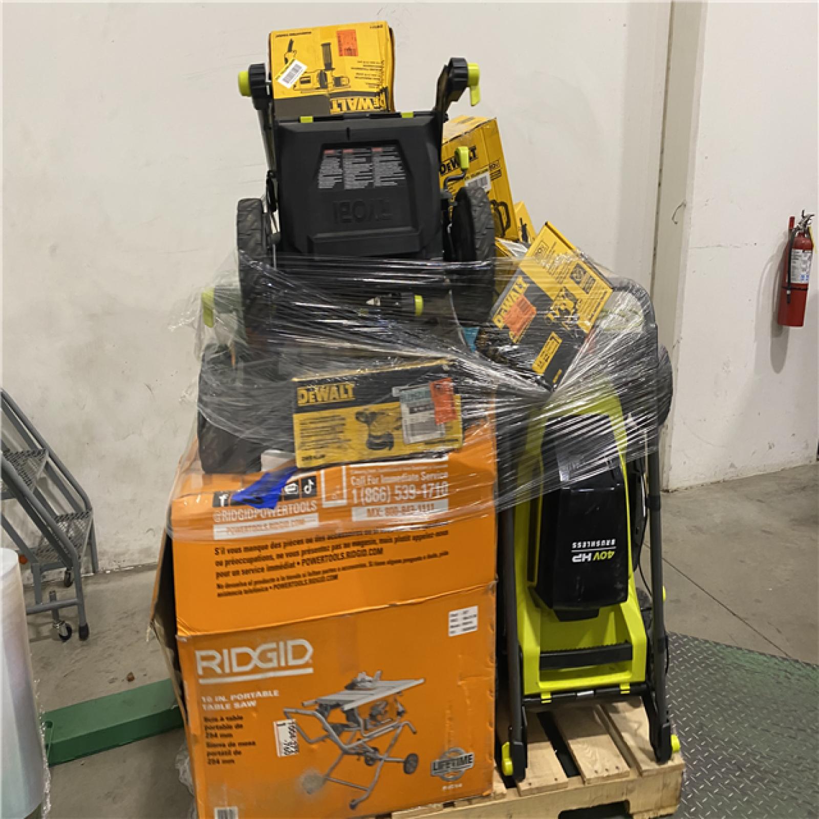 Dallas Location - As-Is Tool Pallet