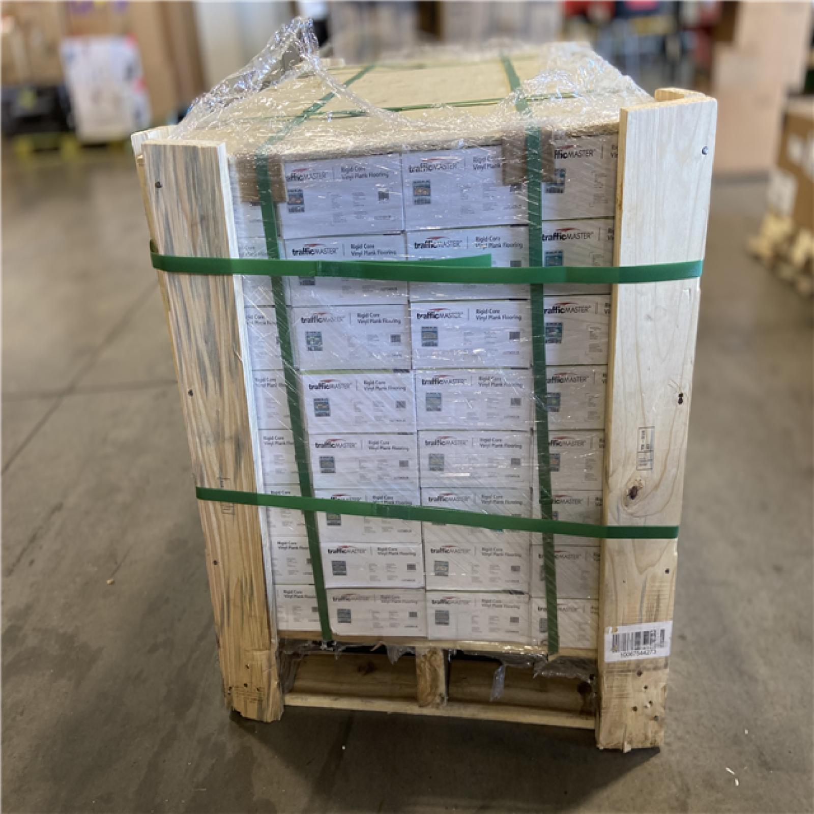 DALLAS LOCATION - TrafficMaster Moonstone 6 MIL x 6 in. W x 36 in. L Click Lock Waterproof Luxury Vinyl Plank Flooring (23.95 sqft/case) - 32 CASES