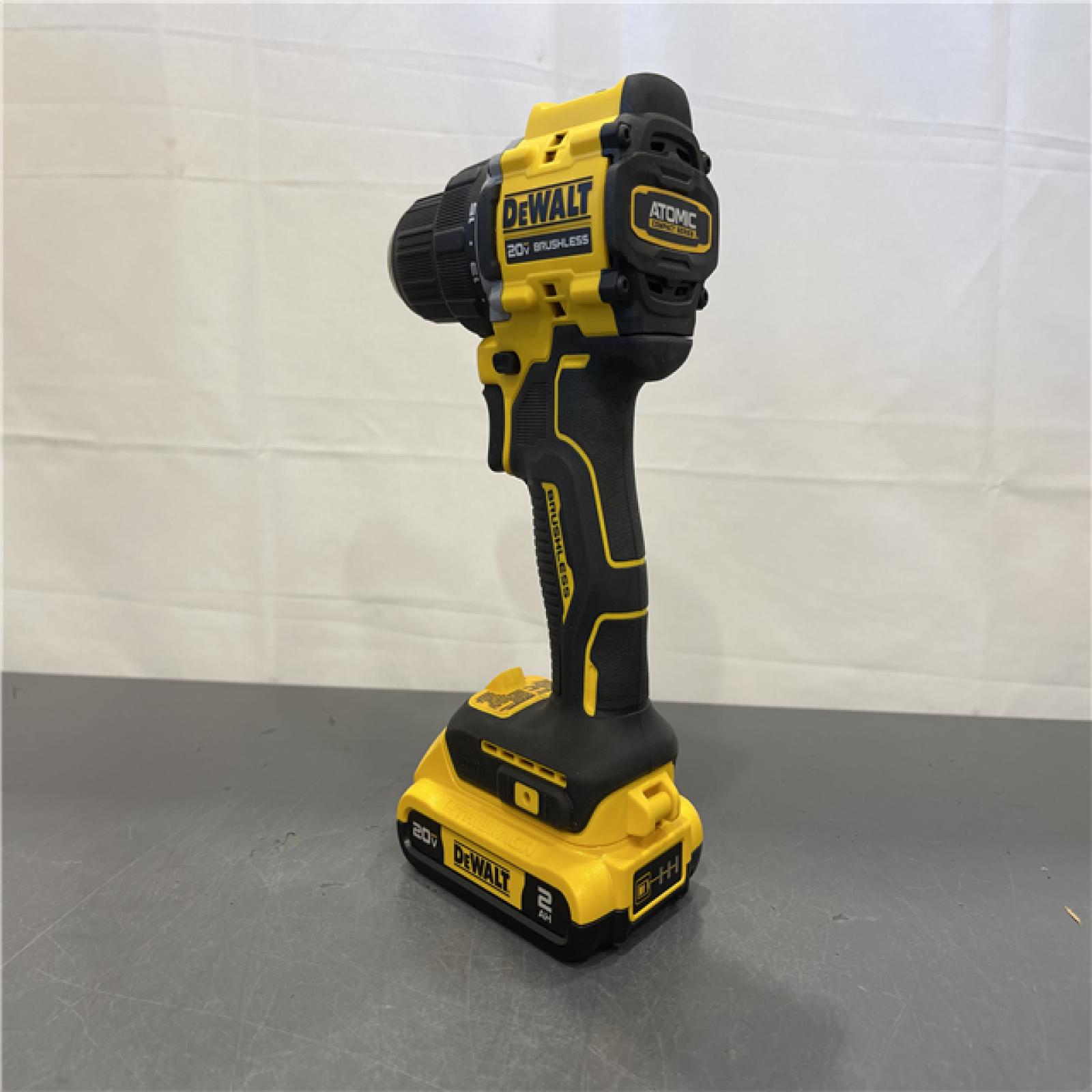 AS-IS - DEWALT ATOMIC COMPACT SERIES 20V MAX* Brushless Cordless 1/2 Drill/Driver Kit