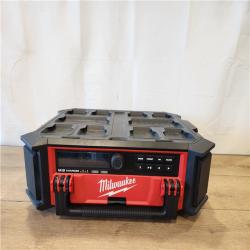AS-IS- M18 Radio Packout De 18v