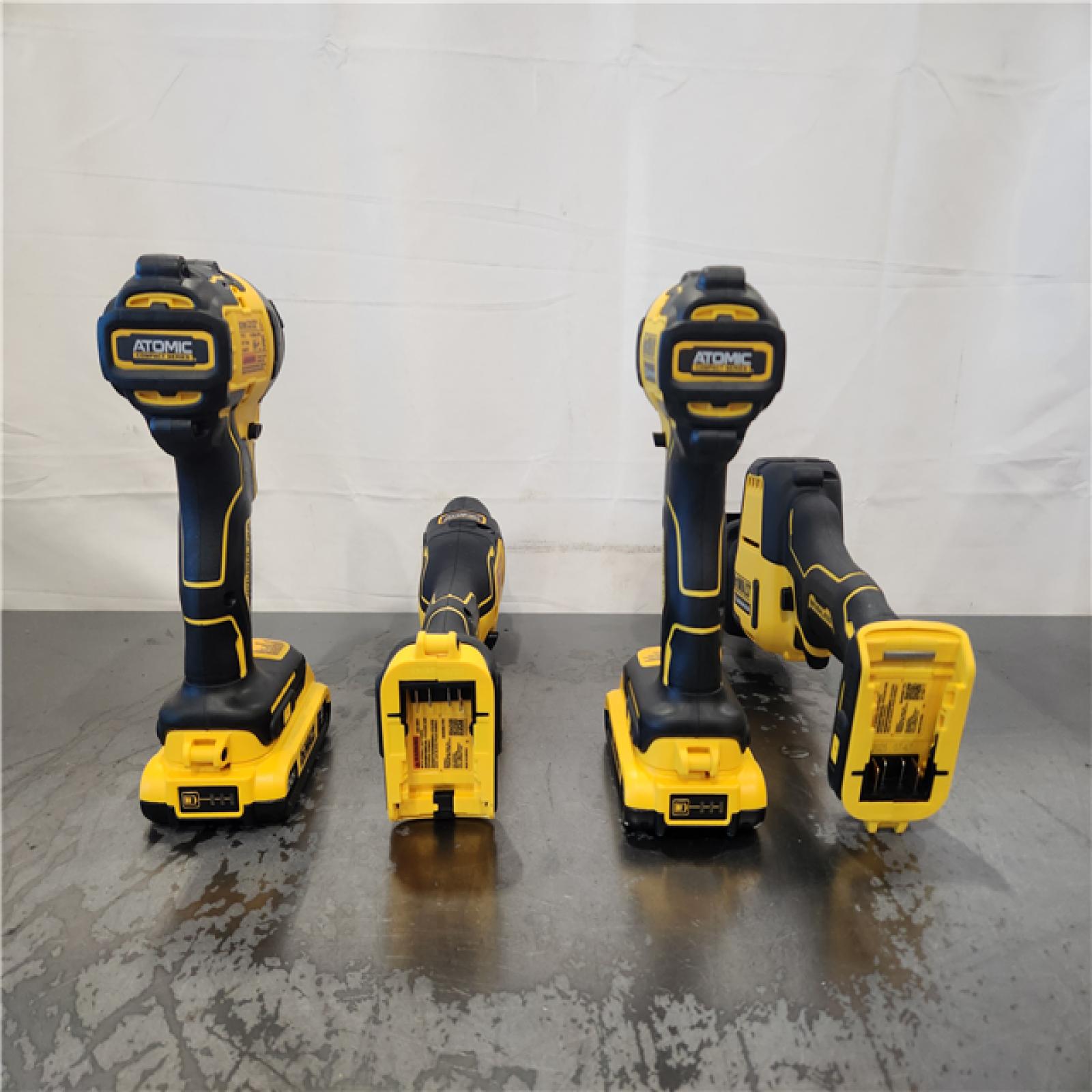 AS-IS- DeWalt 20V MAX ATOMIC Cordless Brushless 4-Tool Combo Kit