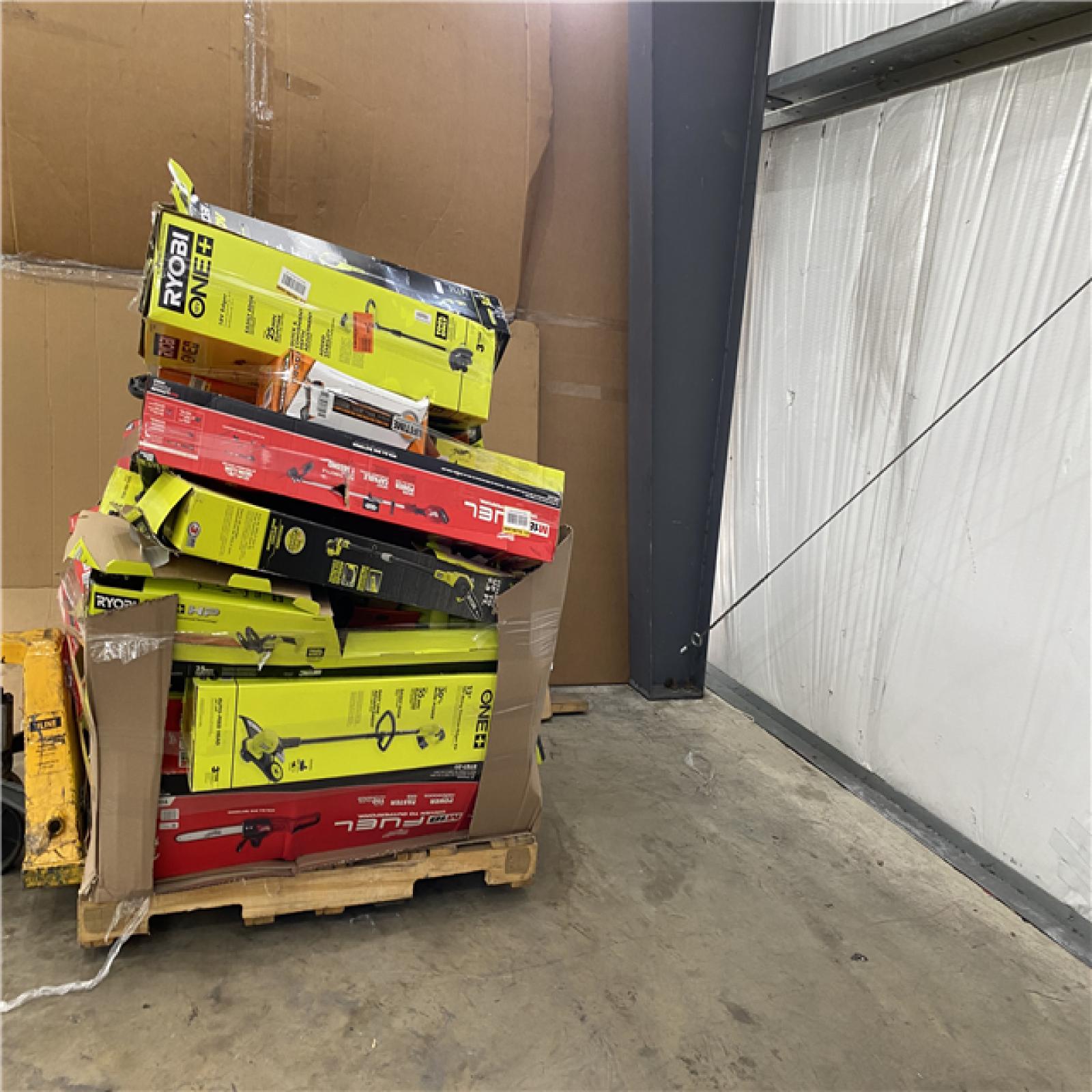Houston Location AS IS - Tool Pallet