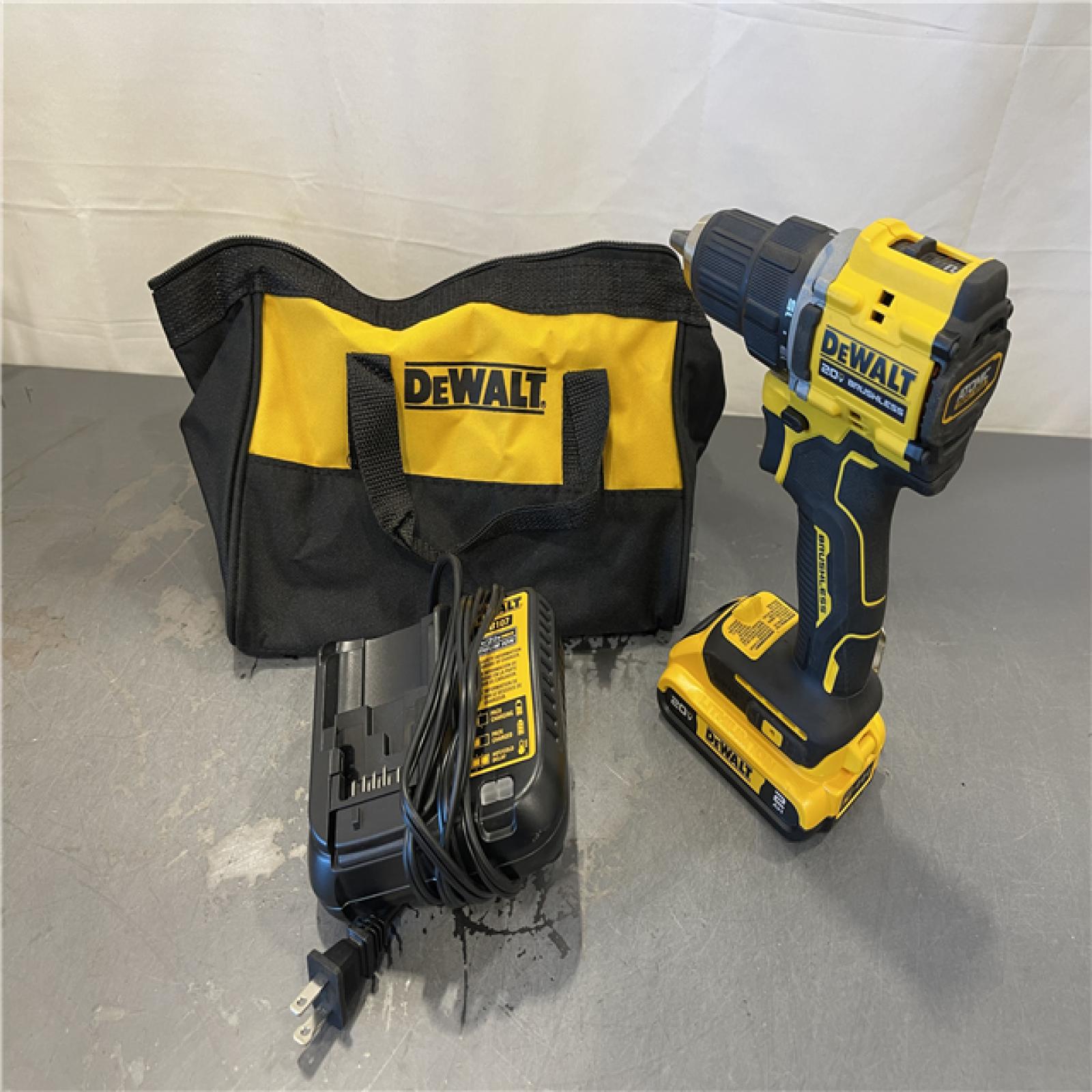 AS-IS - DEWALT ATOMIC 20-Volt Lithium-Ion Cordless Compact 1/2 in. Drill/Driver Kit