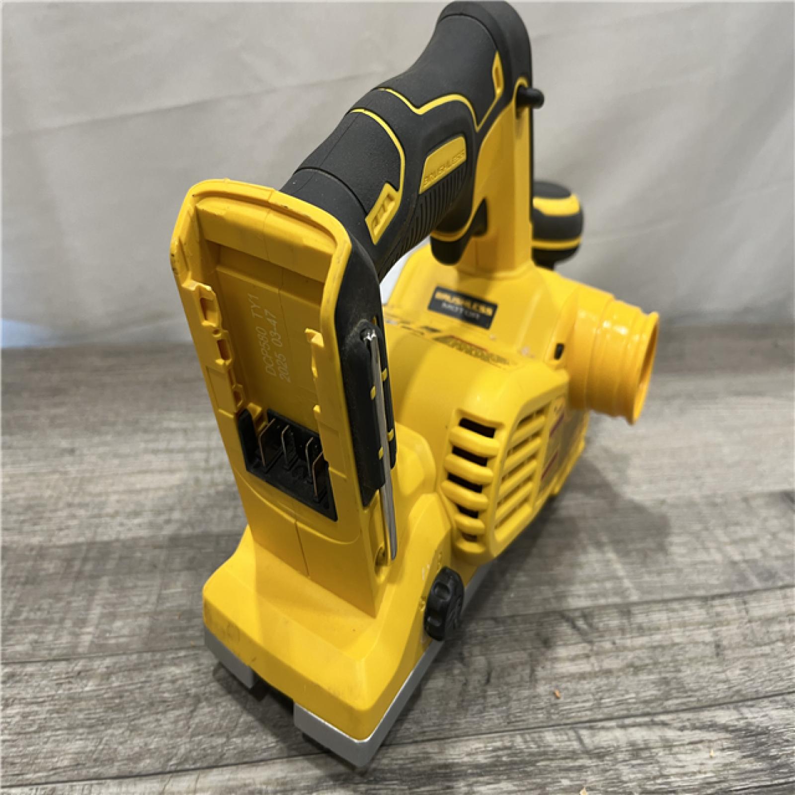 AS-IS DEWALT 20V MAX XR Cordless Brushless 3-1/4 in. Planer (Tool Only)