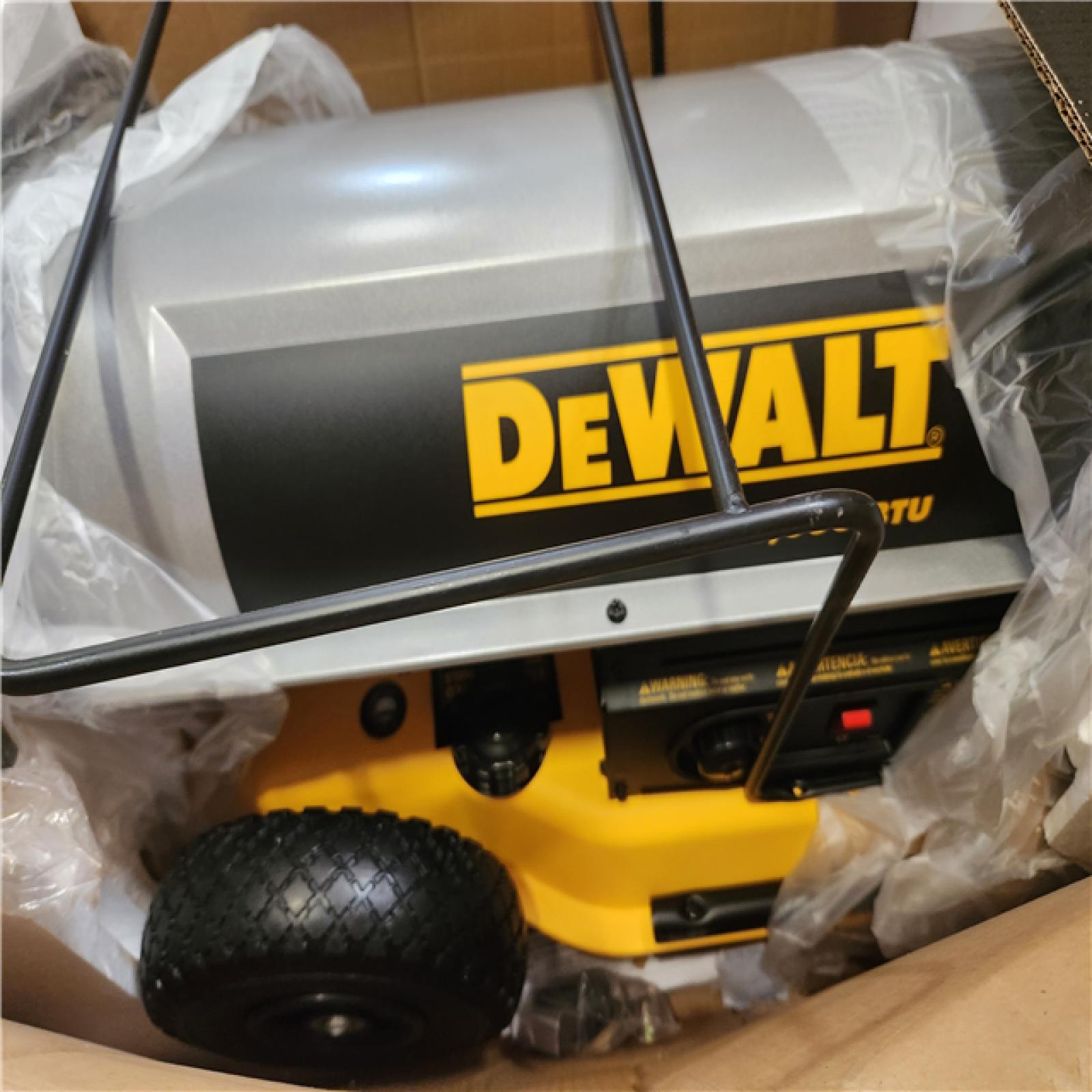Phoenix NEW DEWALT 135 000 BTU Yellow Forced Air Kerosene Outdoor Space Heater with Multi-Fuel Compatibility