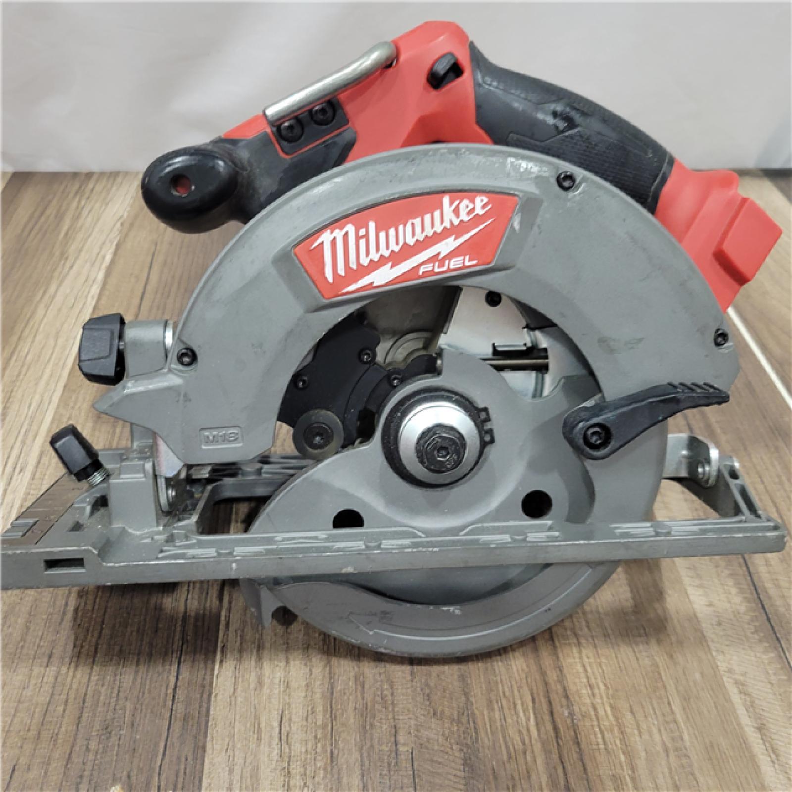 AS-IS  Milwaukee M18 Fuel 6-1/2-Inch Circular Saw Bare Tool  2730-20