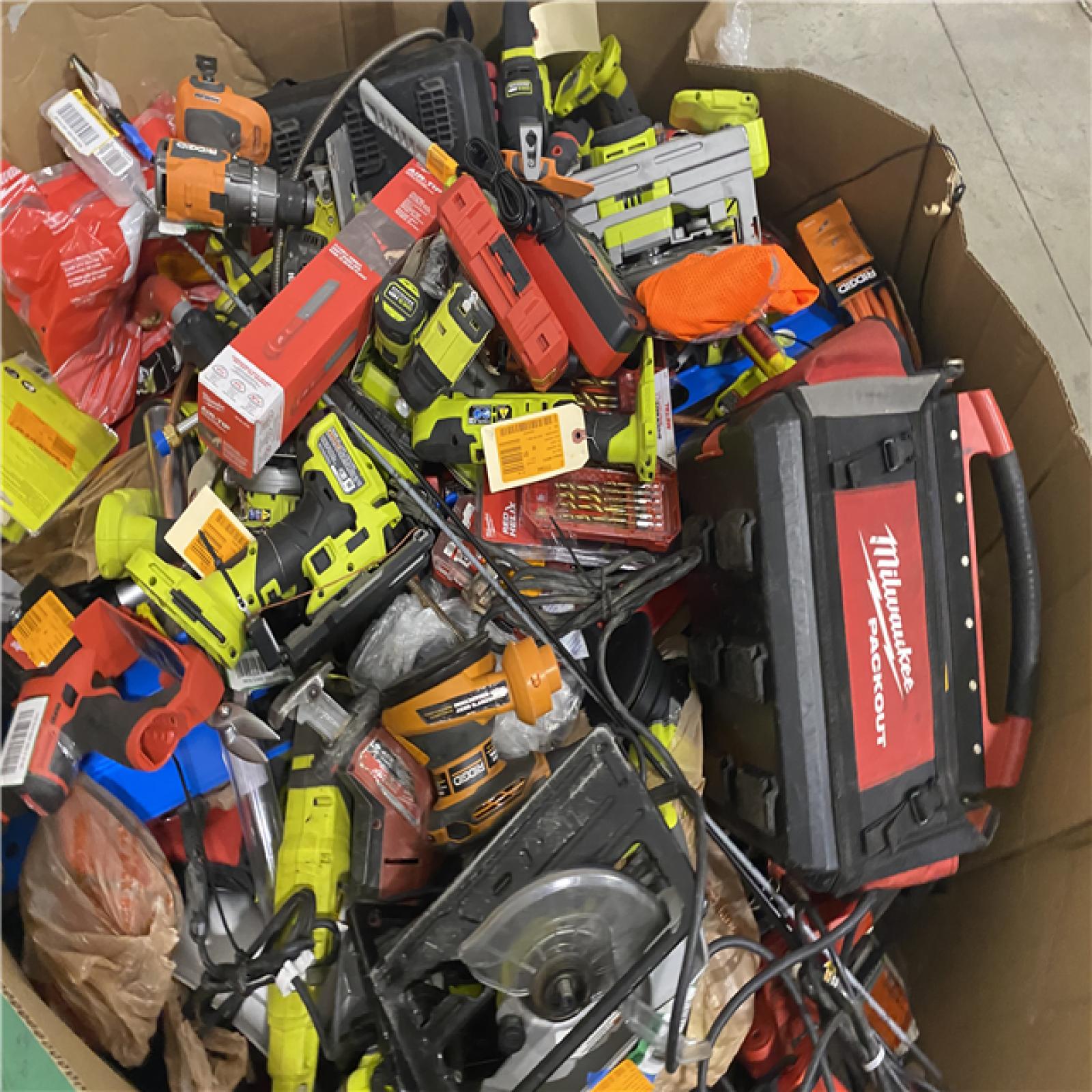 Dallas Location - As-Is Tool Pallet