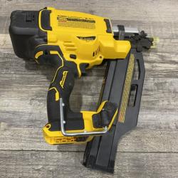 AS-IS DEWALT 20-Volt 21° Cordless Framing Nailer (Tool-Only)