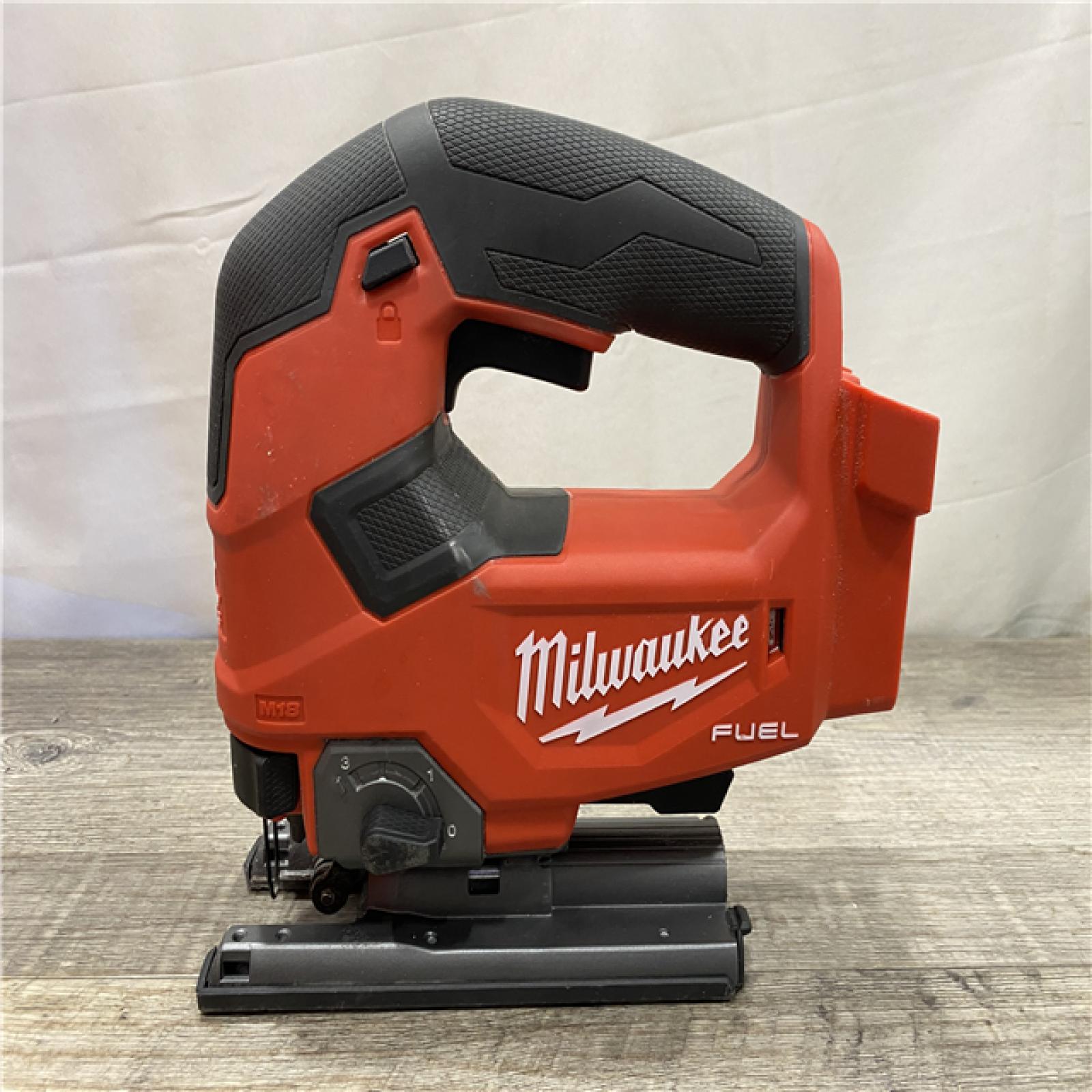 AS-IS Milwaukee FUEL 18V Lithium-Ion Brushless Cordless Jig Saw (Tool-Only)