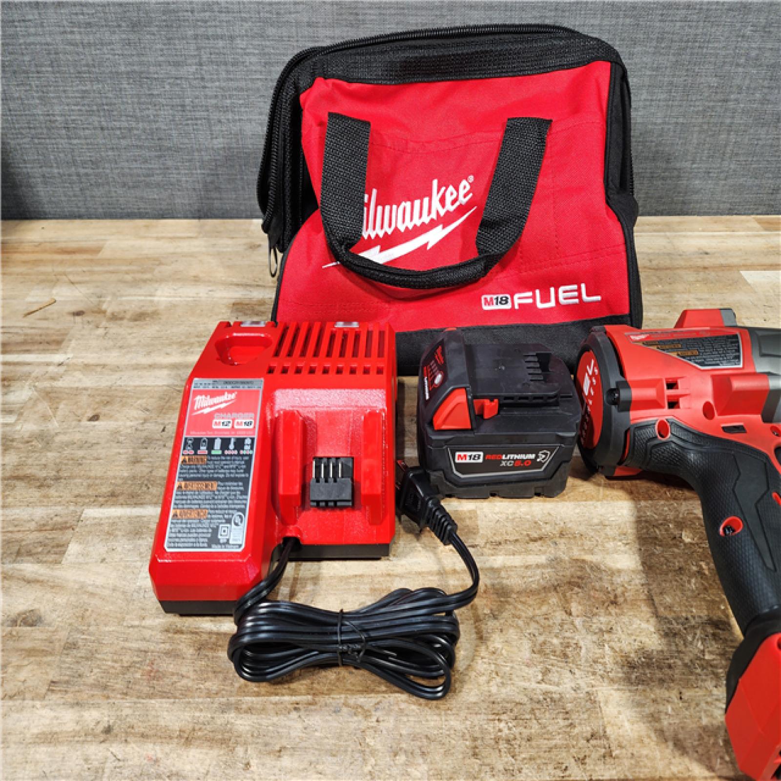 HOUSTON LOCATION - AS - IS Milwaukee FUEL 18V Lithium-Ion Brushless Cordless 1/2 in. Impact Wrench w/Friction Ring Kit
