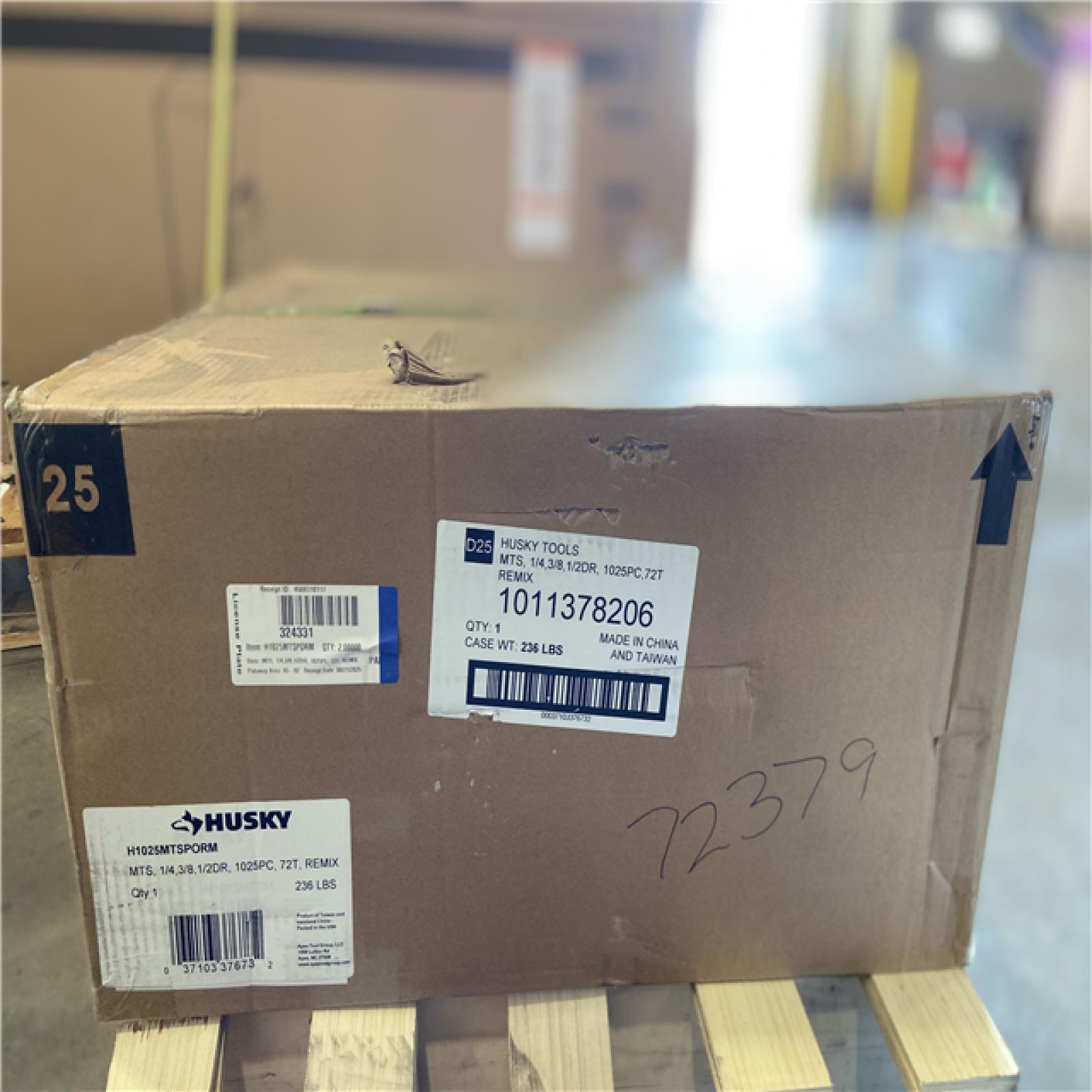 DALLAS LOCATION - Husky 1/4 in.  3/8 in. and 1/2 in. Drive Master Mechanics Tool Set with Impact Sockets (1025-Piece)