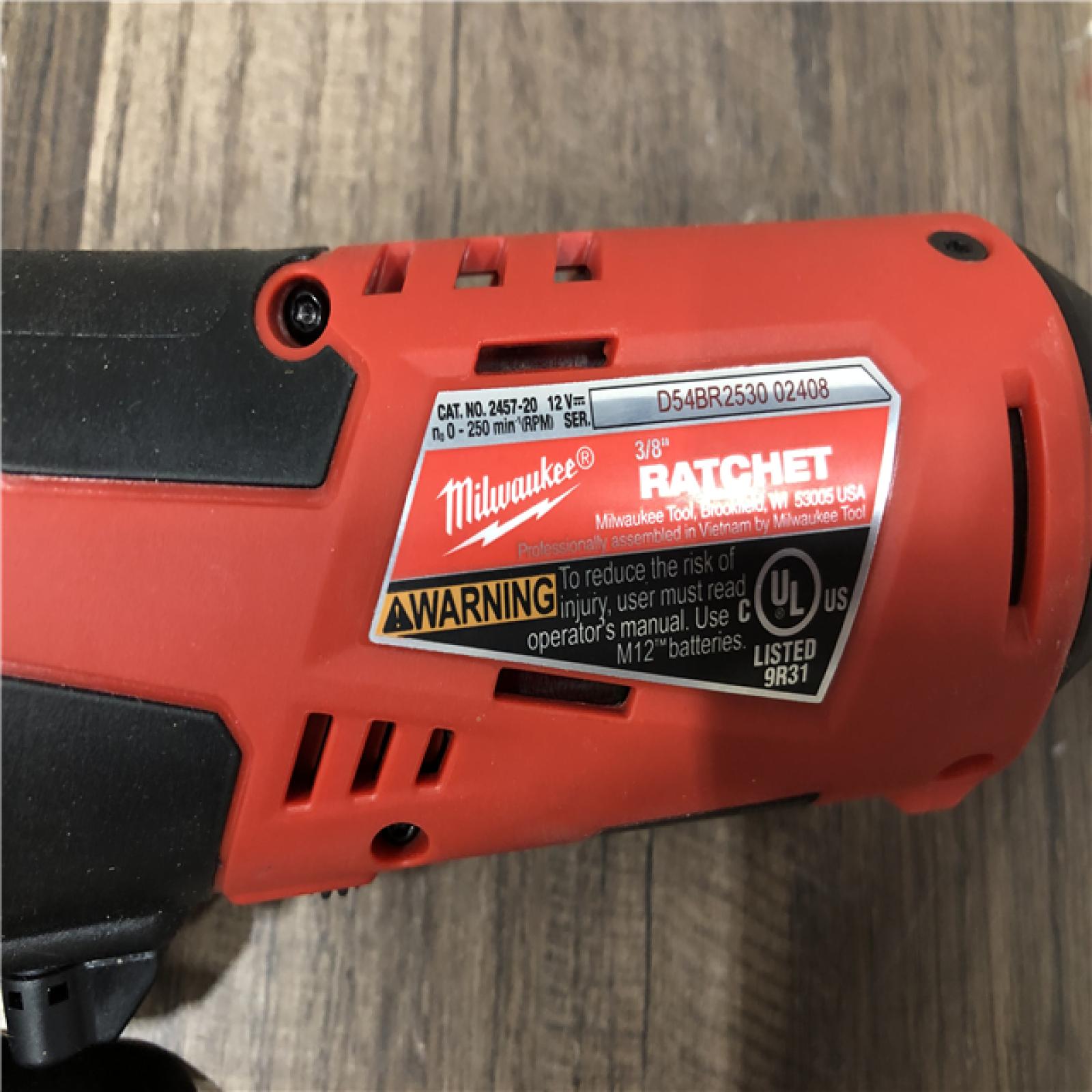 AS-IS Milwaukee M12 12V Lithium-Ion Cordless 3/8 in. Ratchet (Tool-Only)