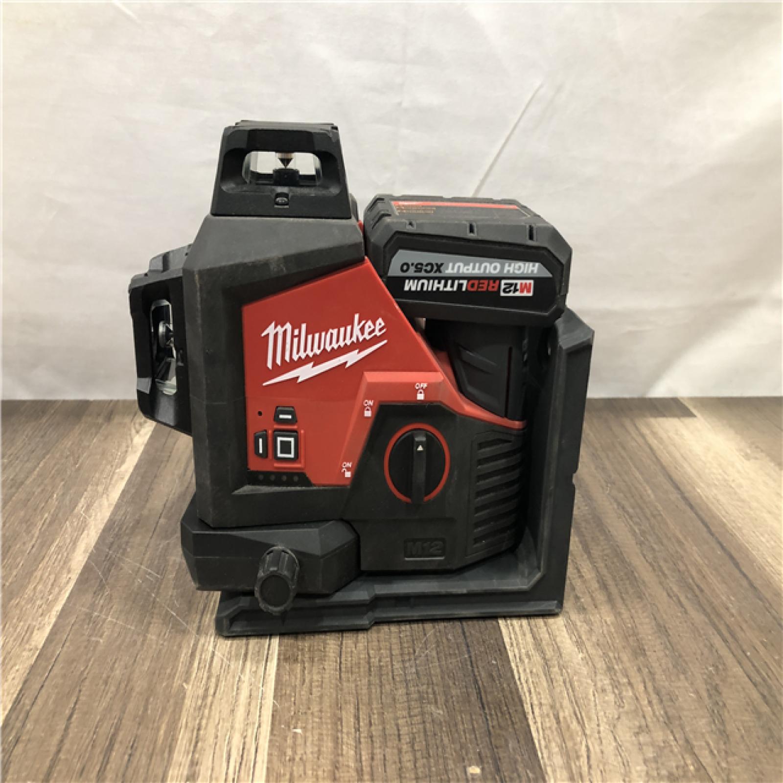 AS-IS Milwaukee M12 12-Volt Lithium-Ion Cordless Green 250 ft. 3-Plane Laser Level Kit