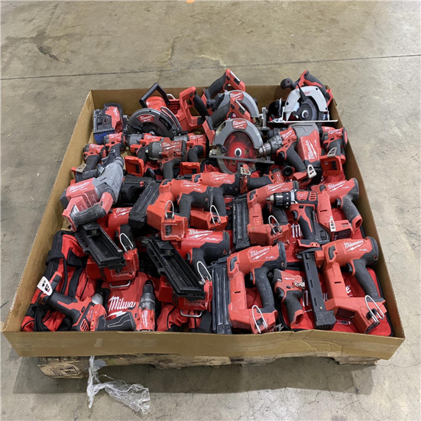 Houston Location AS IS - Tool Pallet