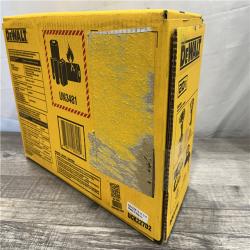 NEW - DEWALT 20V MAX Brushless 1/2 in. Drill Driver & 1/4 in. Impact Driver Kit
