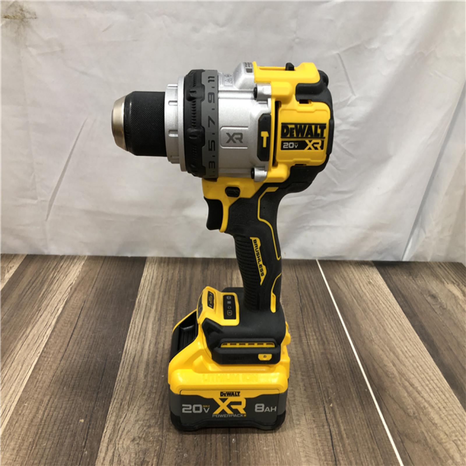AS-IS DEWALT 20V XR Lithium-Ion Cordless Hammer Drill Kit