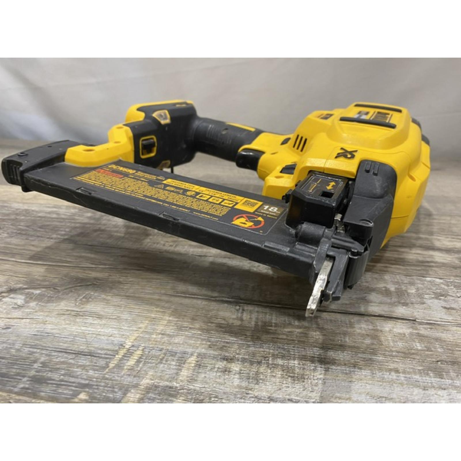 AS-IS DEWALT 20V MAX XR Lithium-Ion Electric Cordless 18-Gauge Brad Nailer (Tool Only)